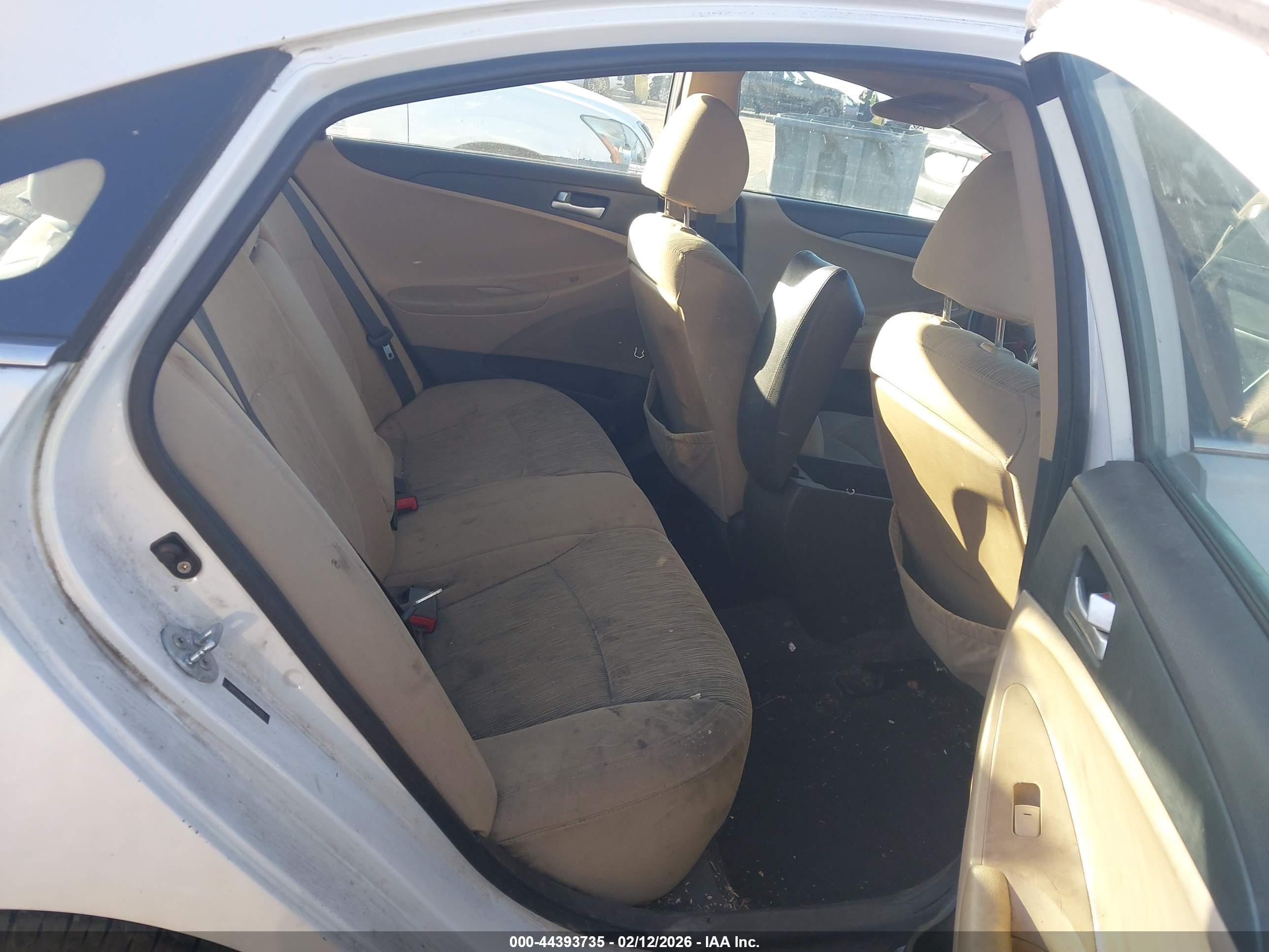 HYUNDAI SONATA image 8