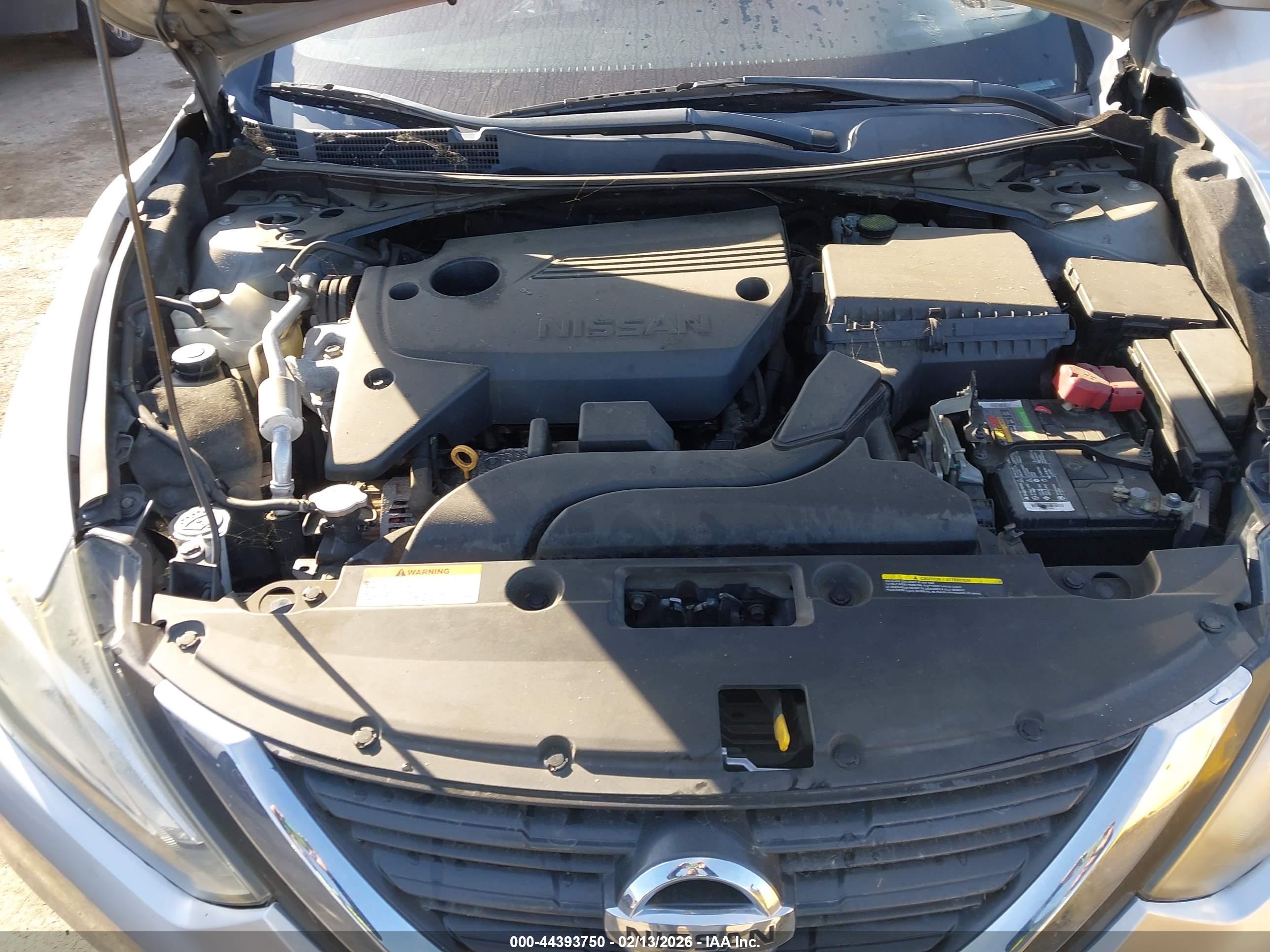 NISSAN ALTIMA image 10
