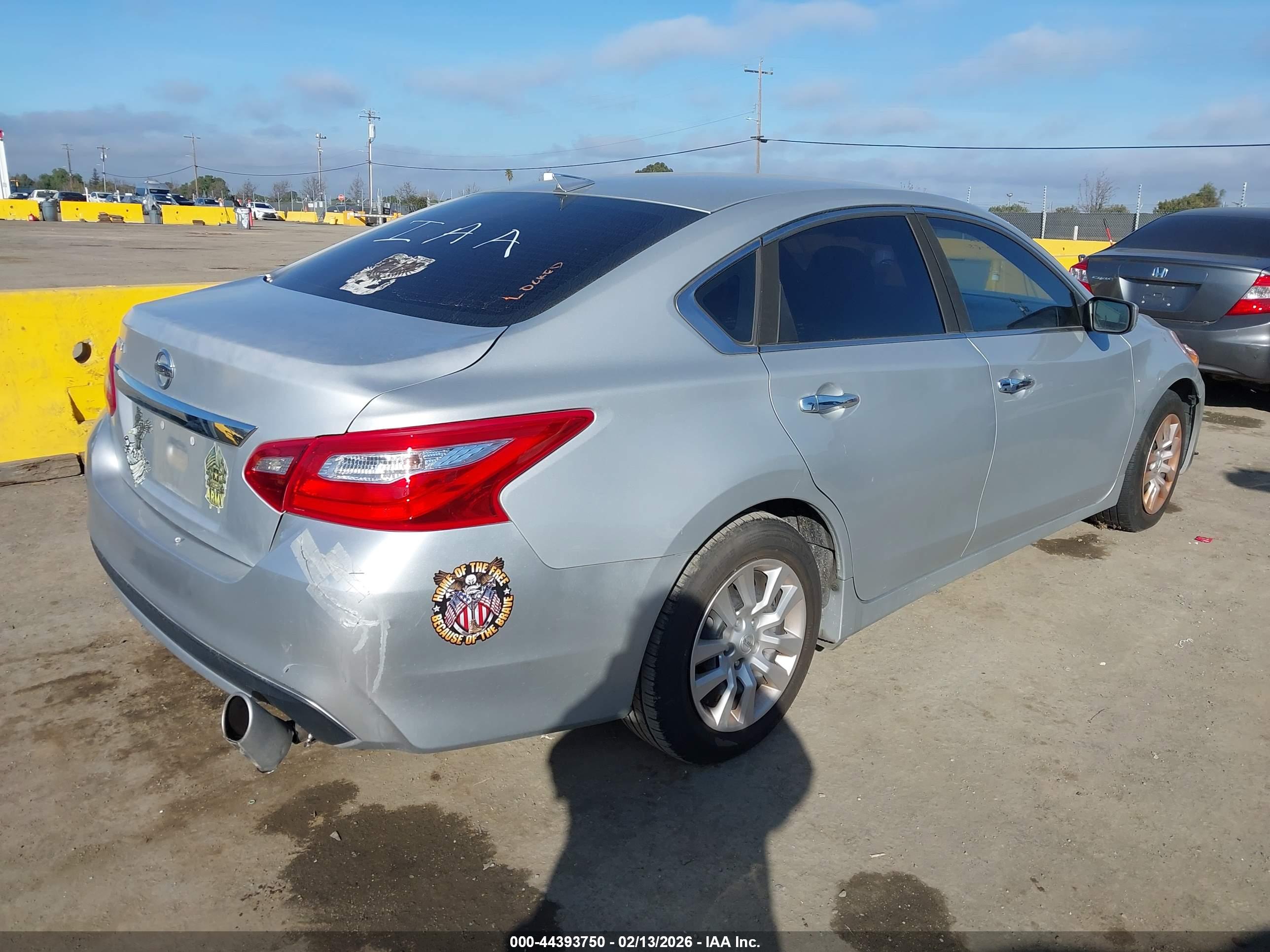 NISSAN ALTIMA image 4