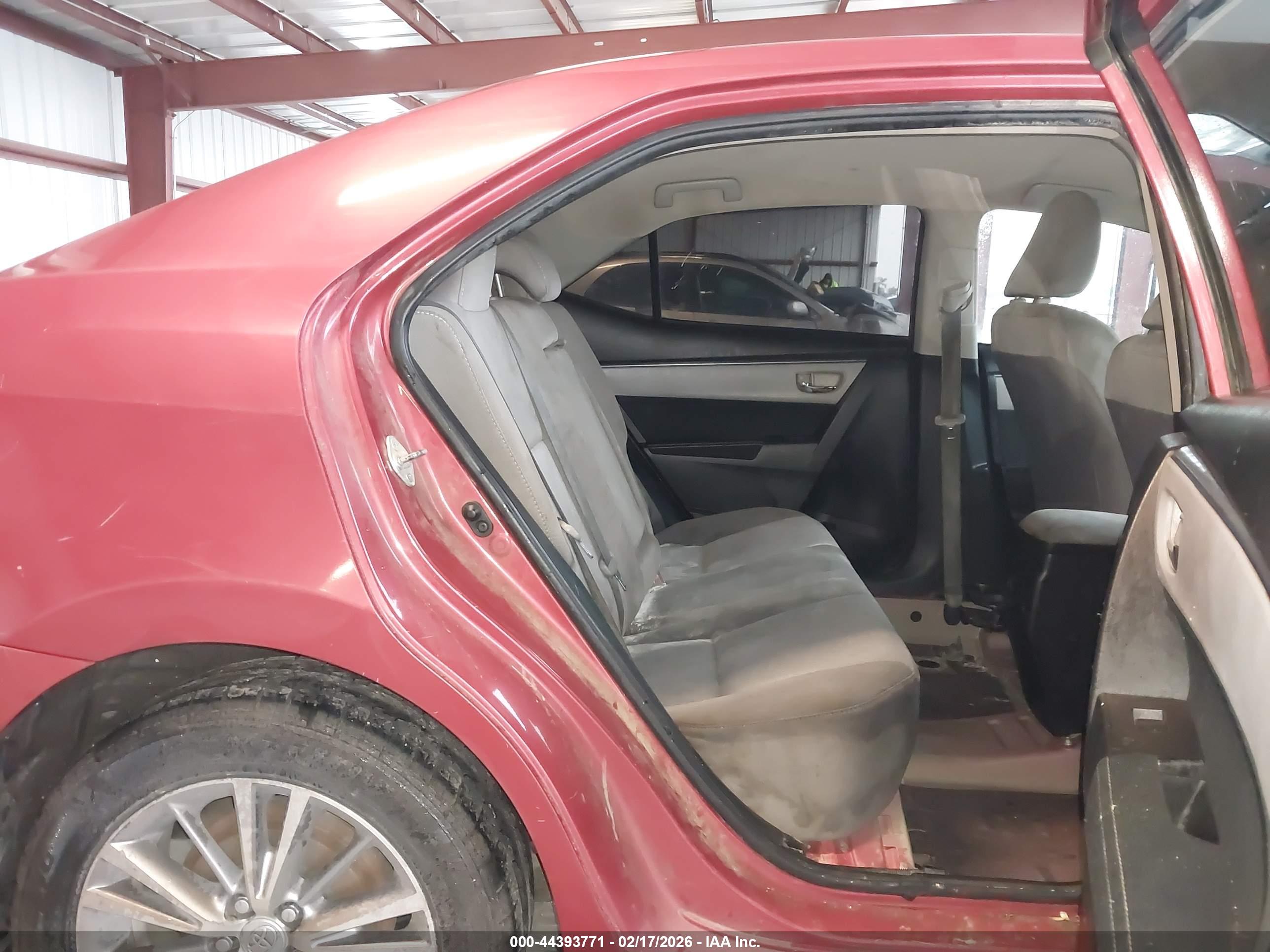 TOYOTA COROLLA image 8