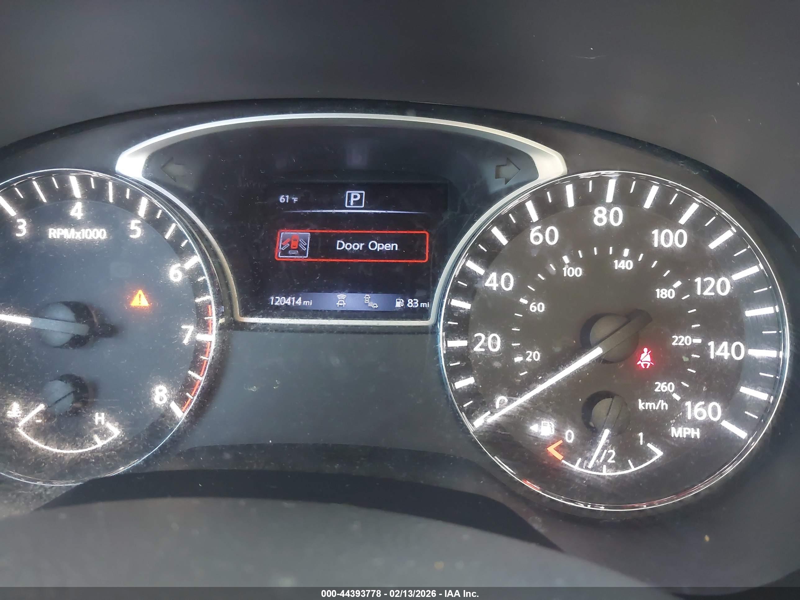 NISSAN PATHFINDER image 7