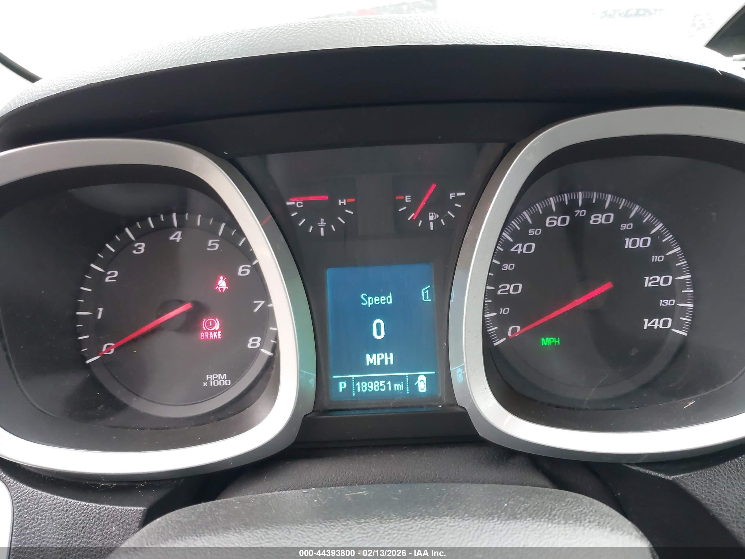 CHEVROLET EQUINOX image 7