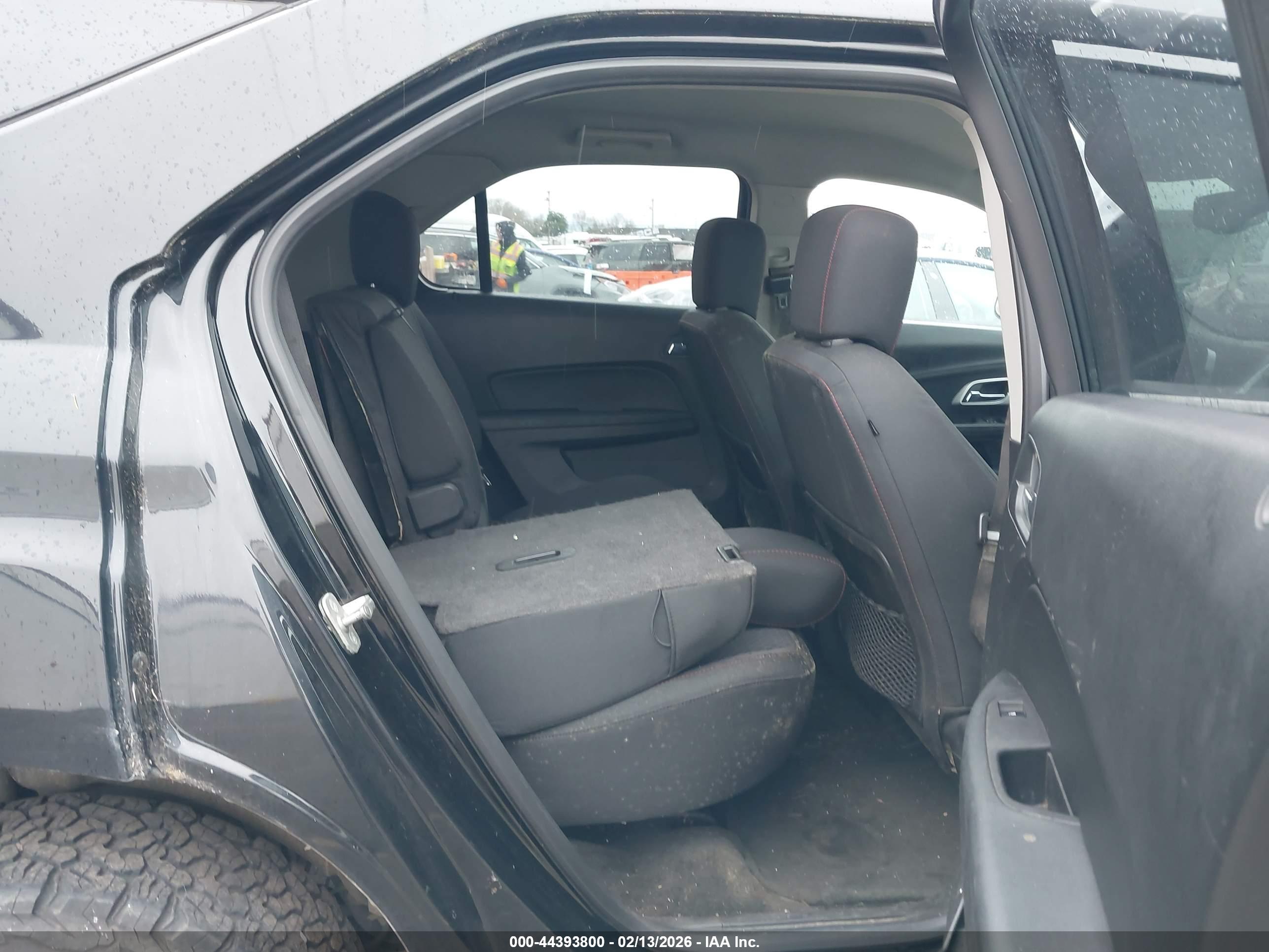 CHEVROLET EQUINOX image 8