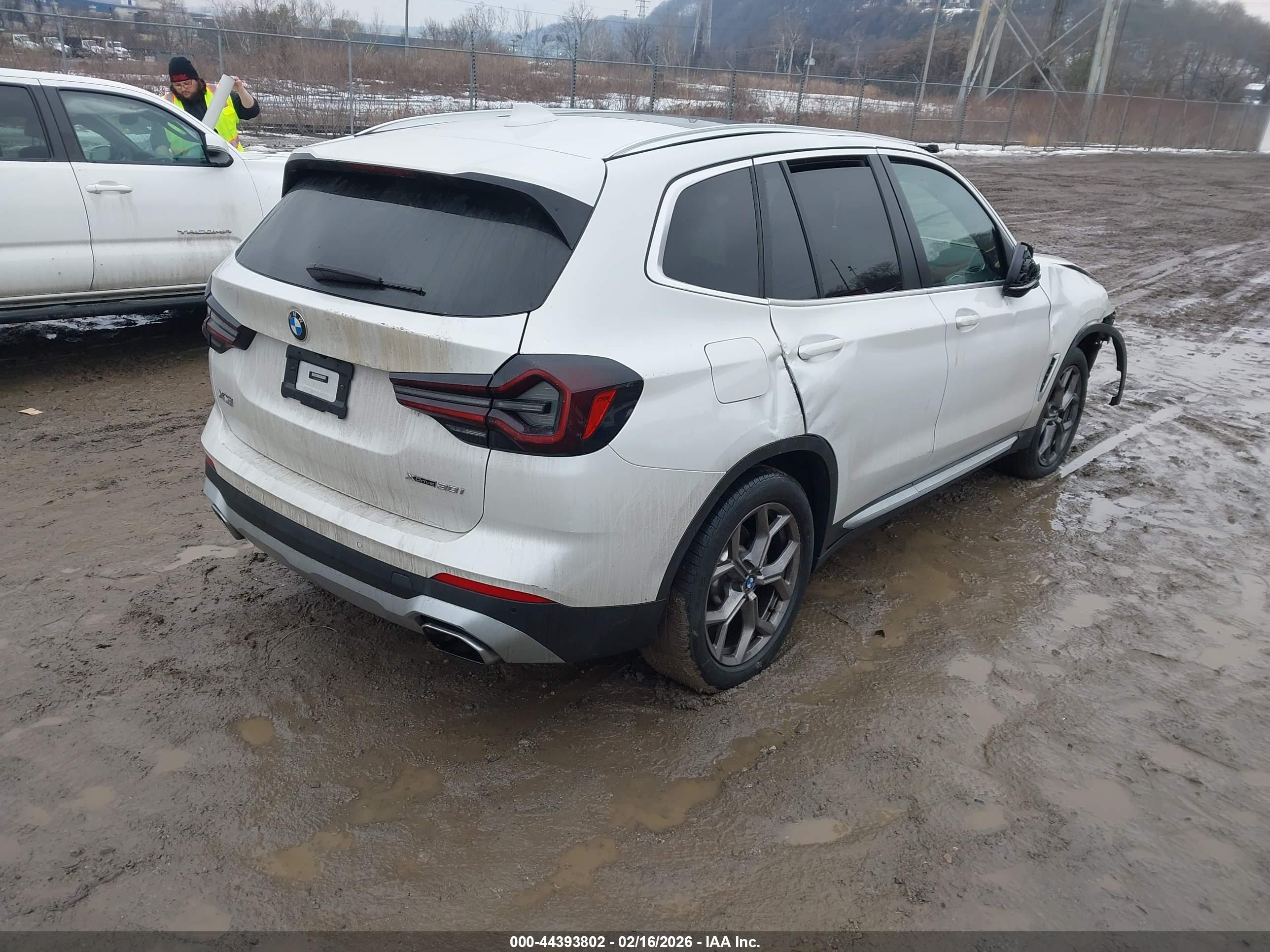BMW X3 image 4