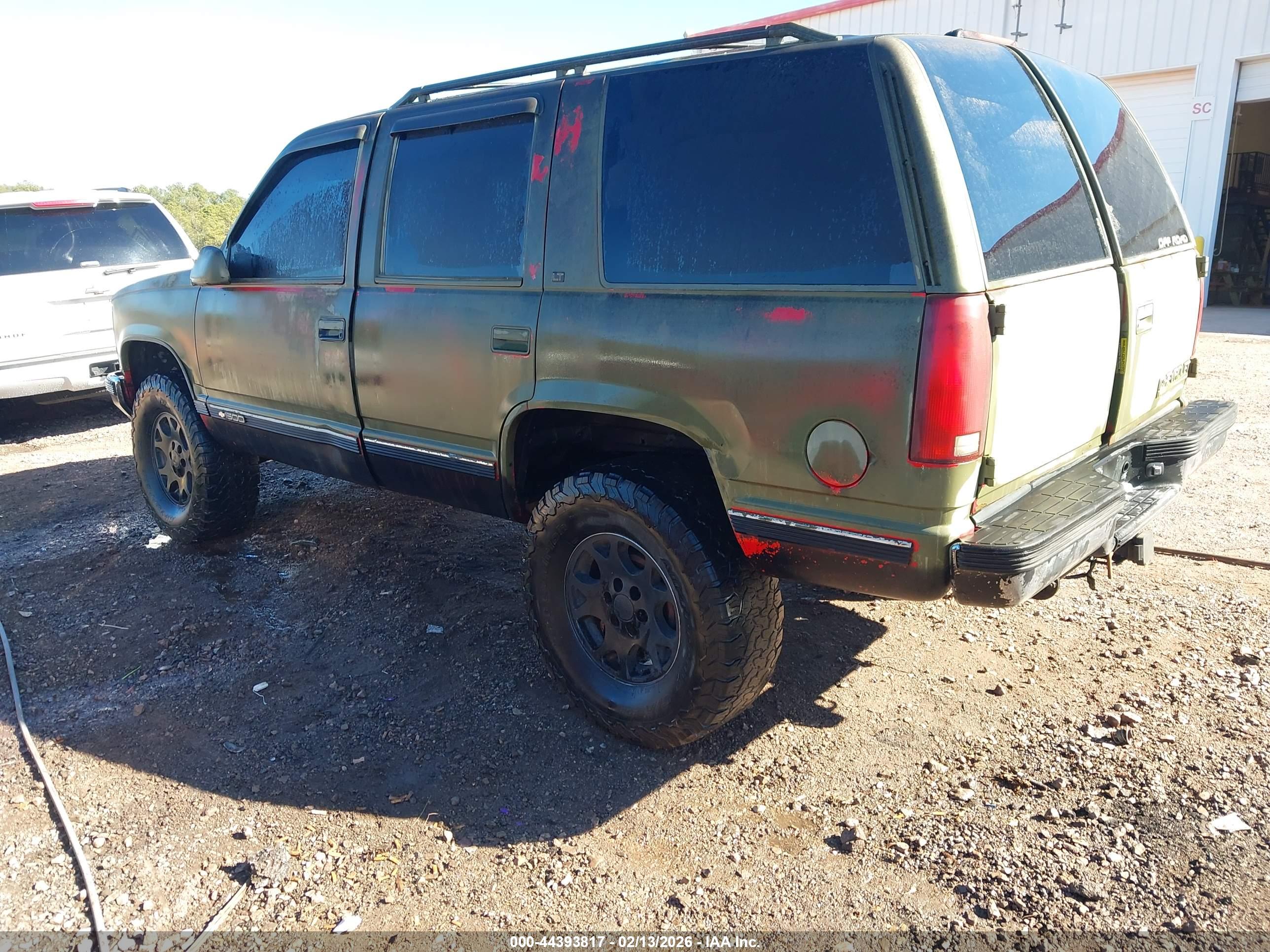 CHEVROLET TAHOE image 3