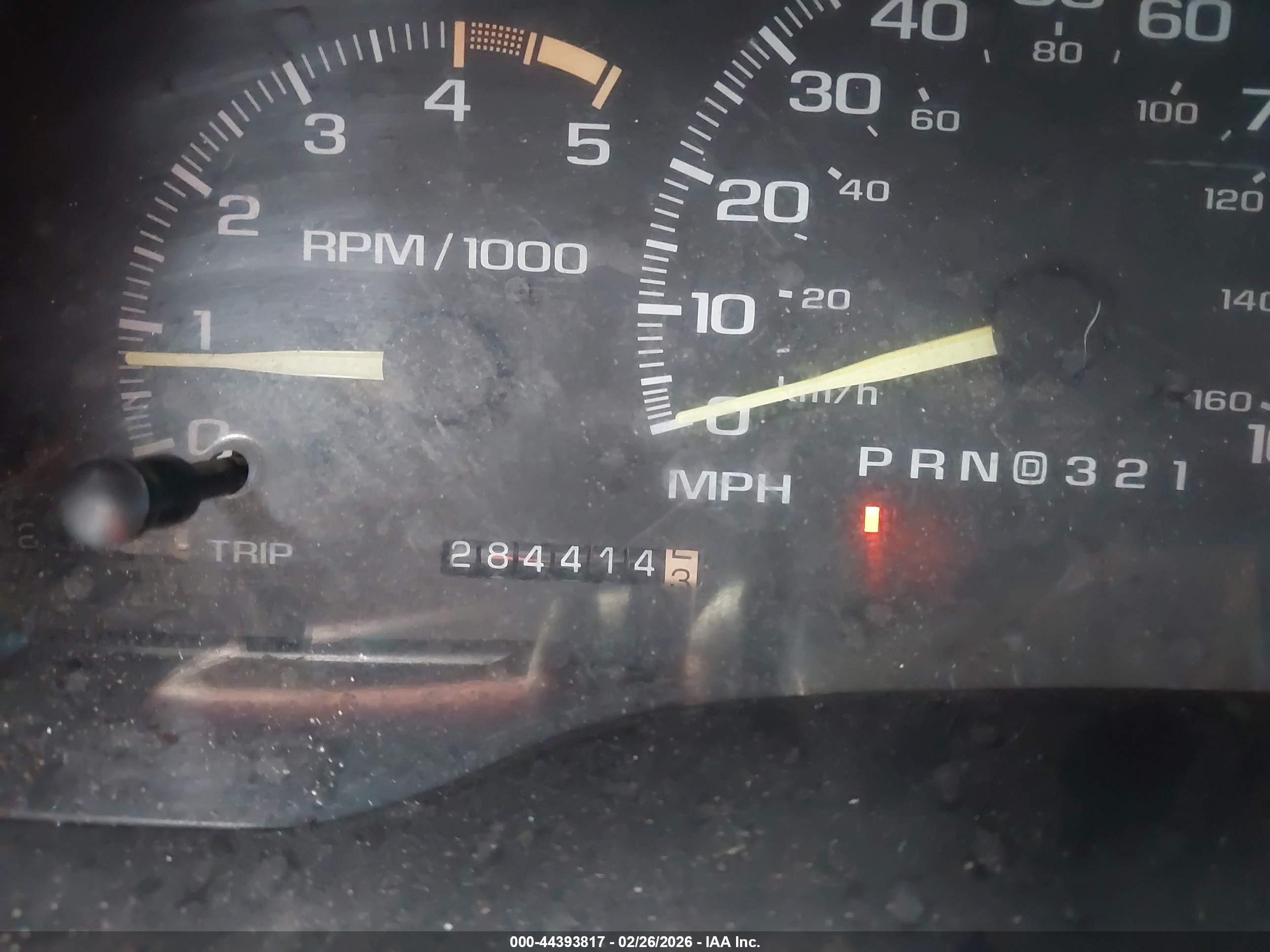 CHEVROLET TAHOE image 7