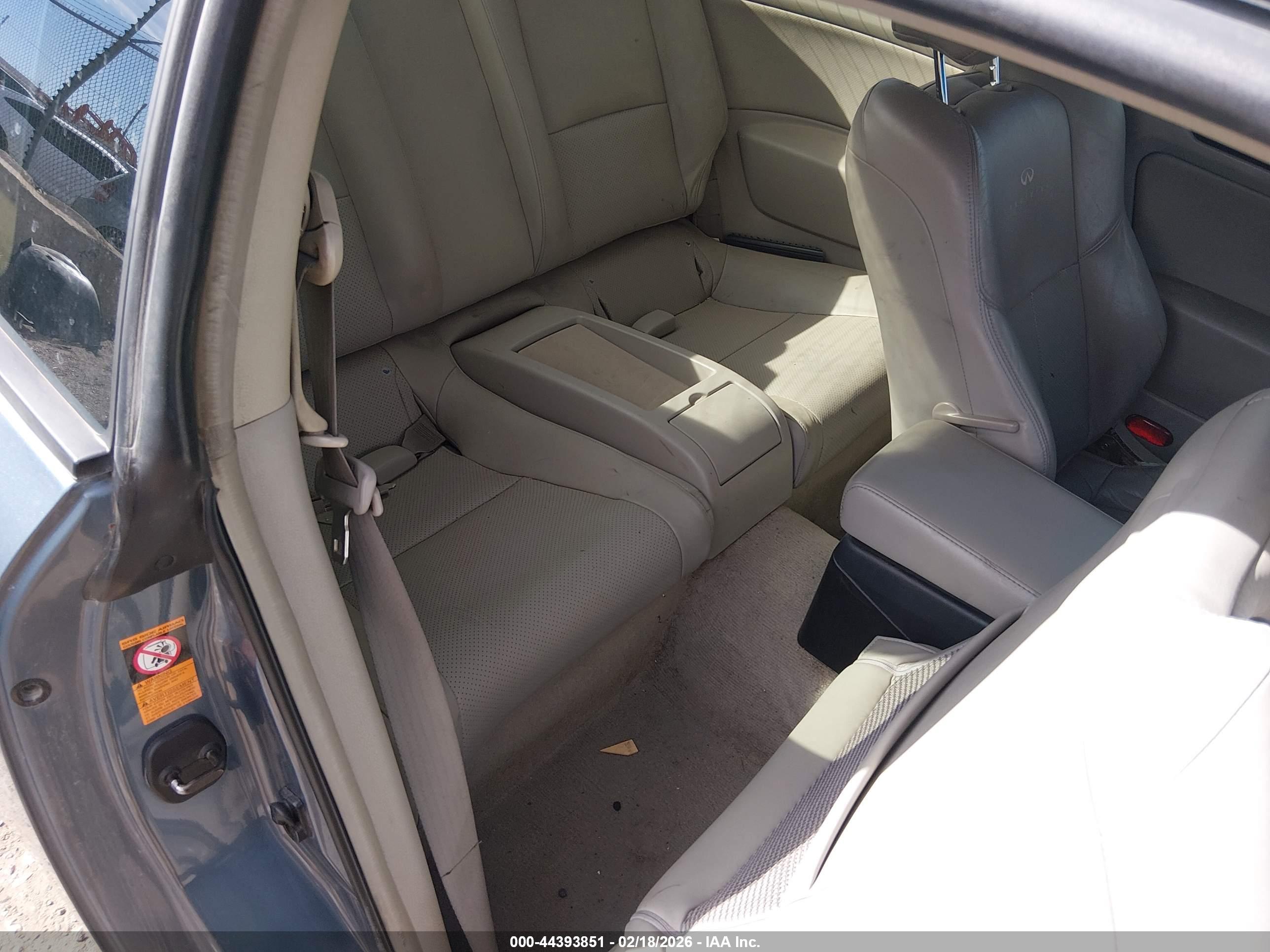INFINITI G35 image 8