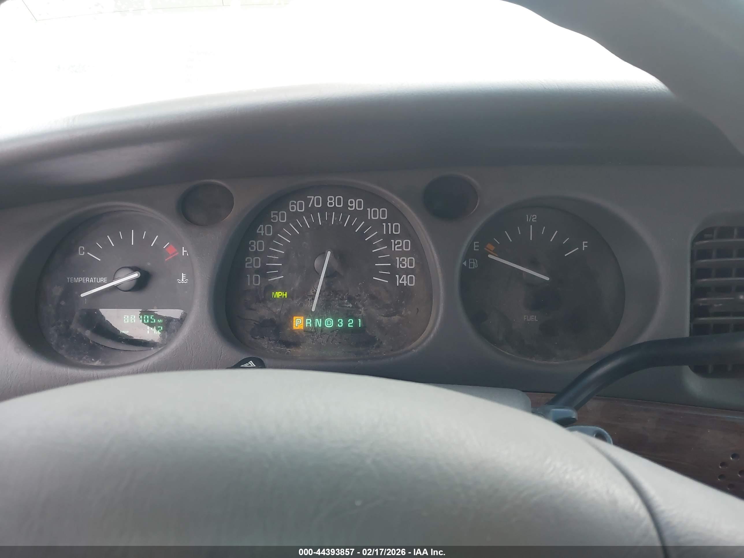 BUICK LESABRE image 7
