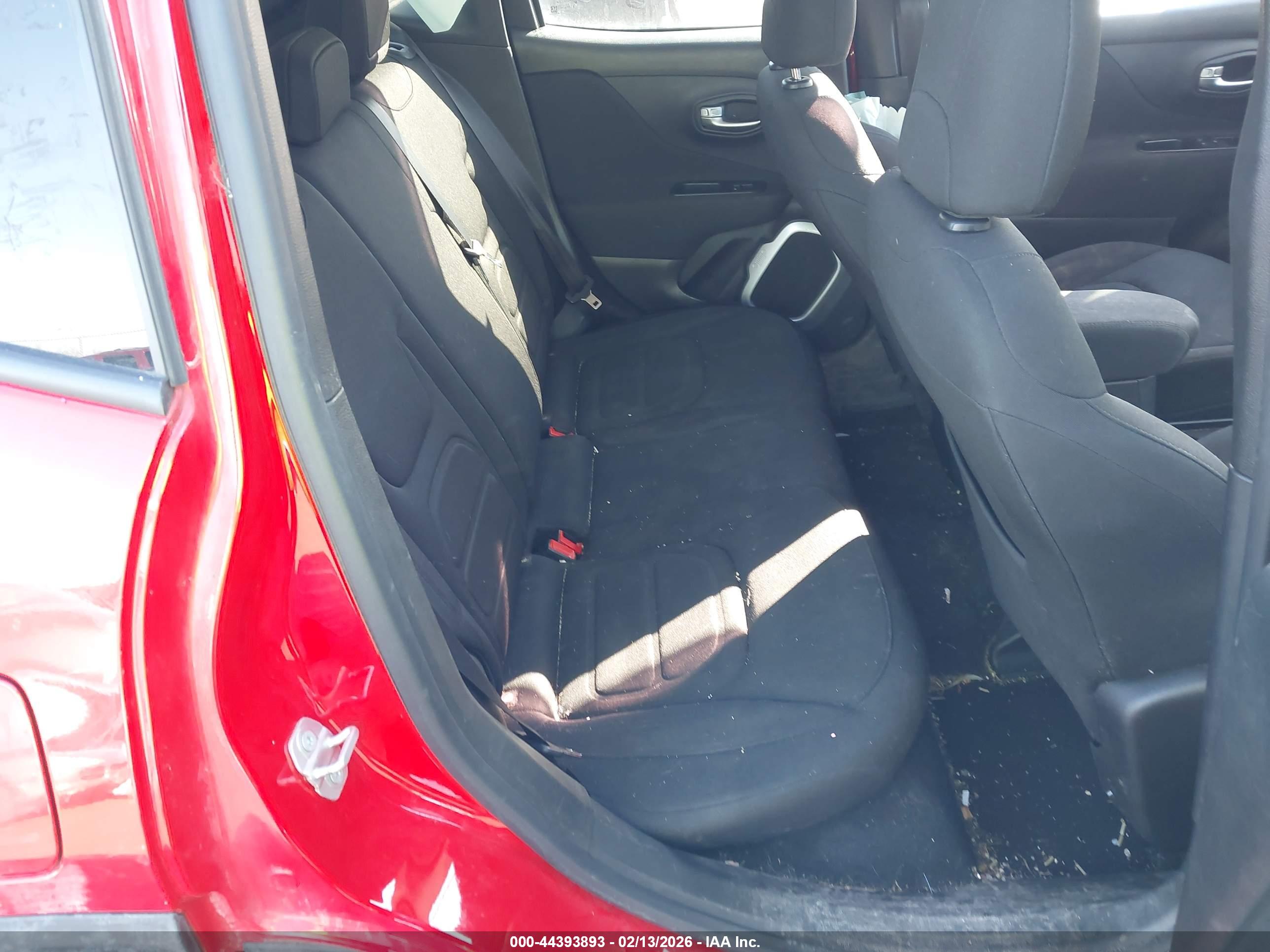 JEEP RENEGADE image 8