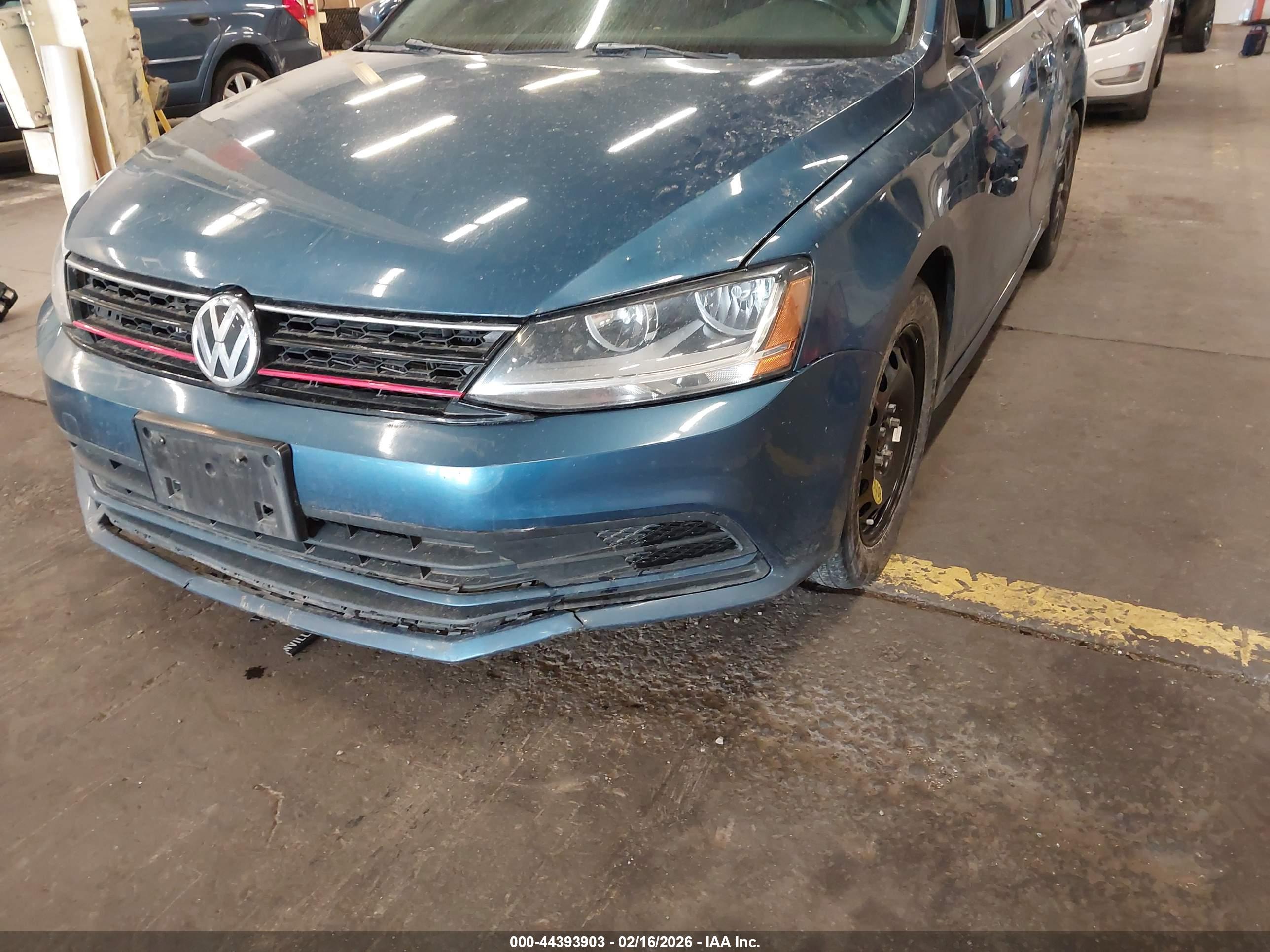 VOLKSWAGEN JETTA image 6