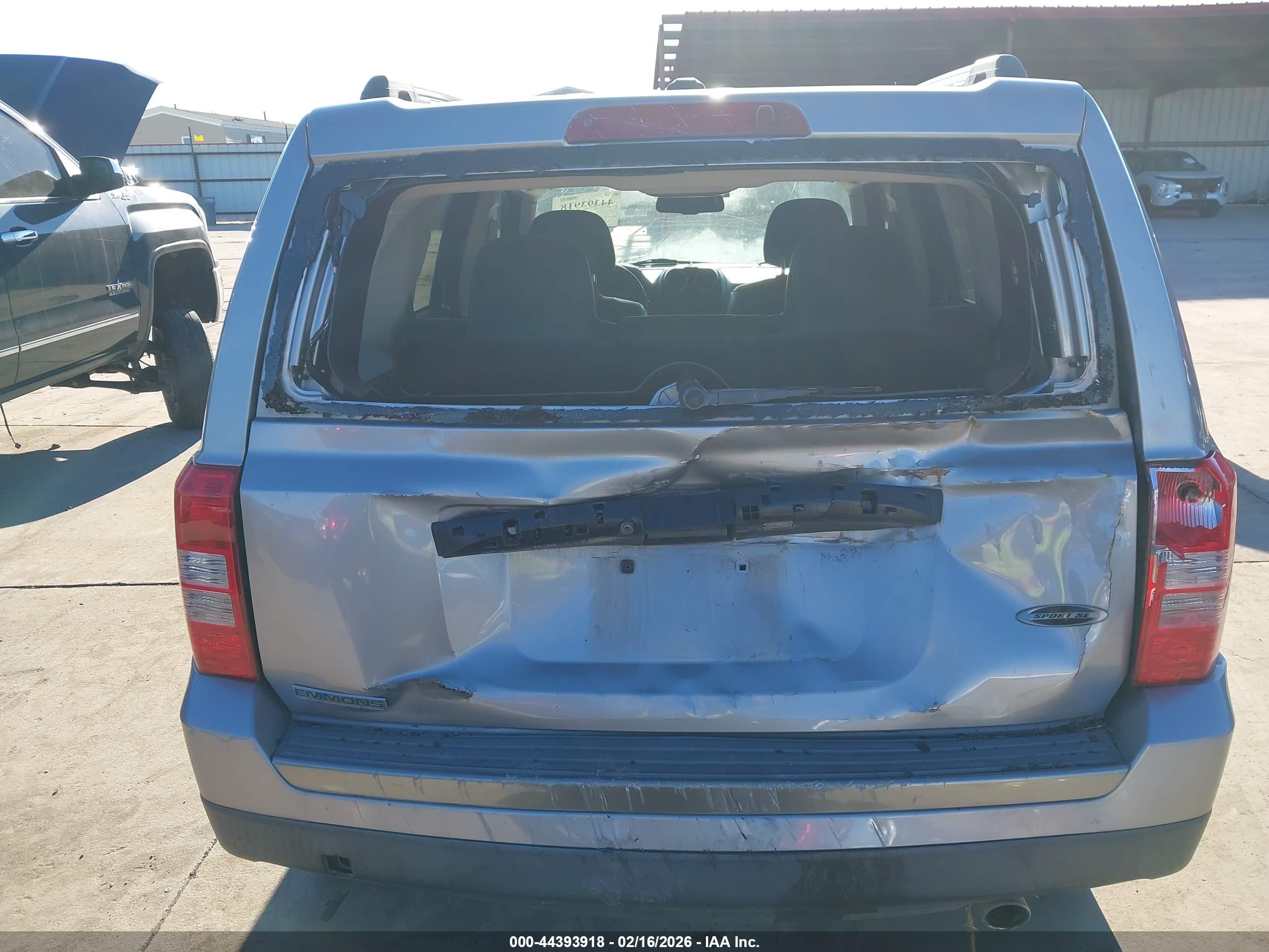 JEEP PATRIOT image 6