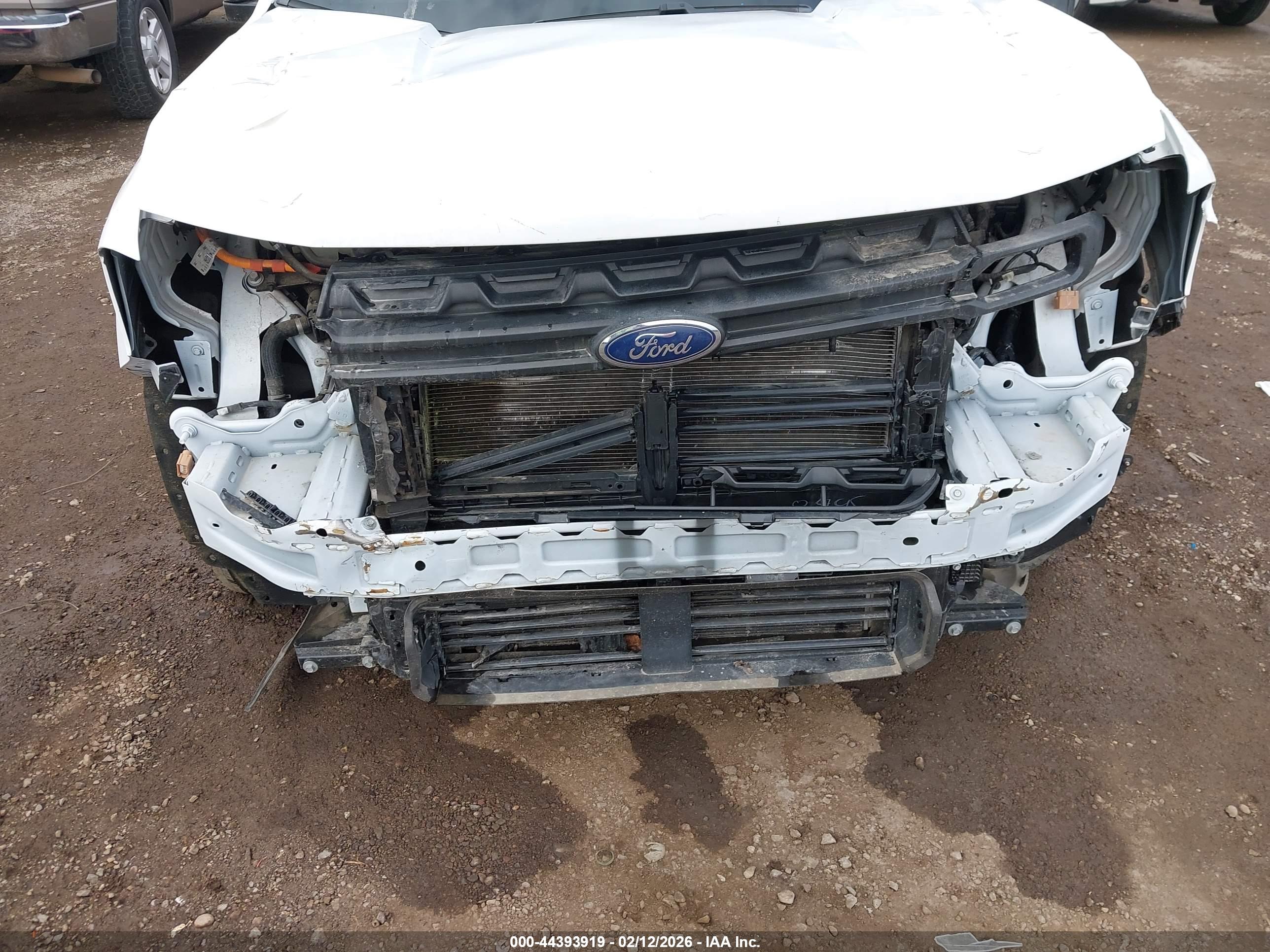 FORD MAVERICK image 6