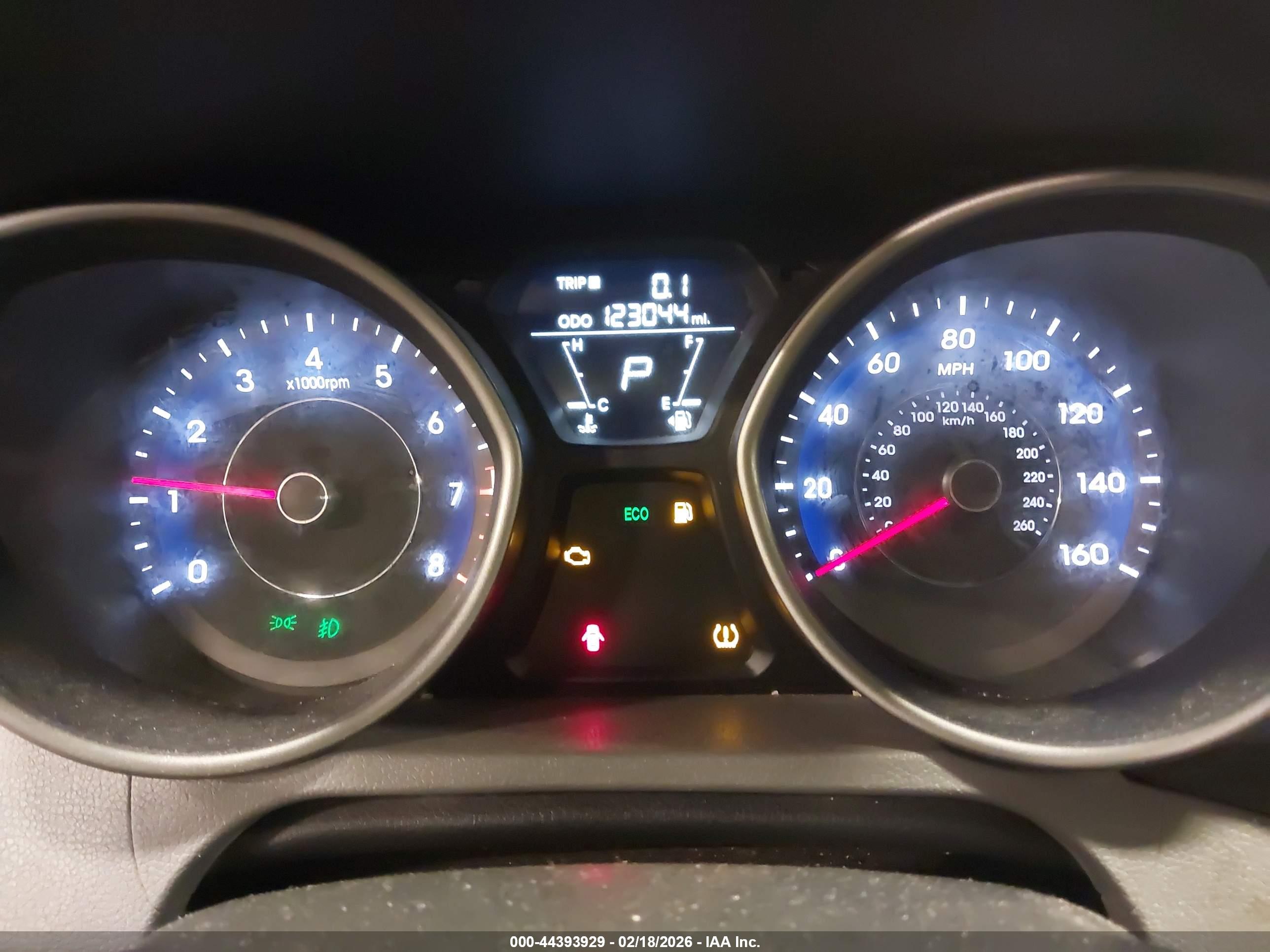 HYUNDAI ELANTRA image 7