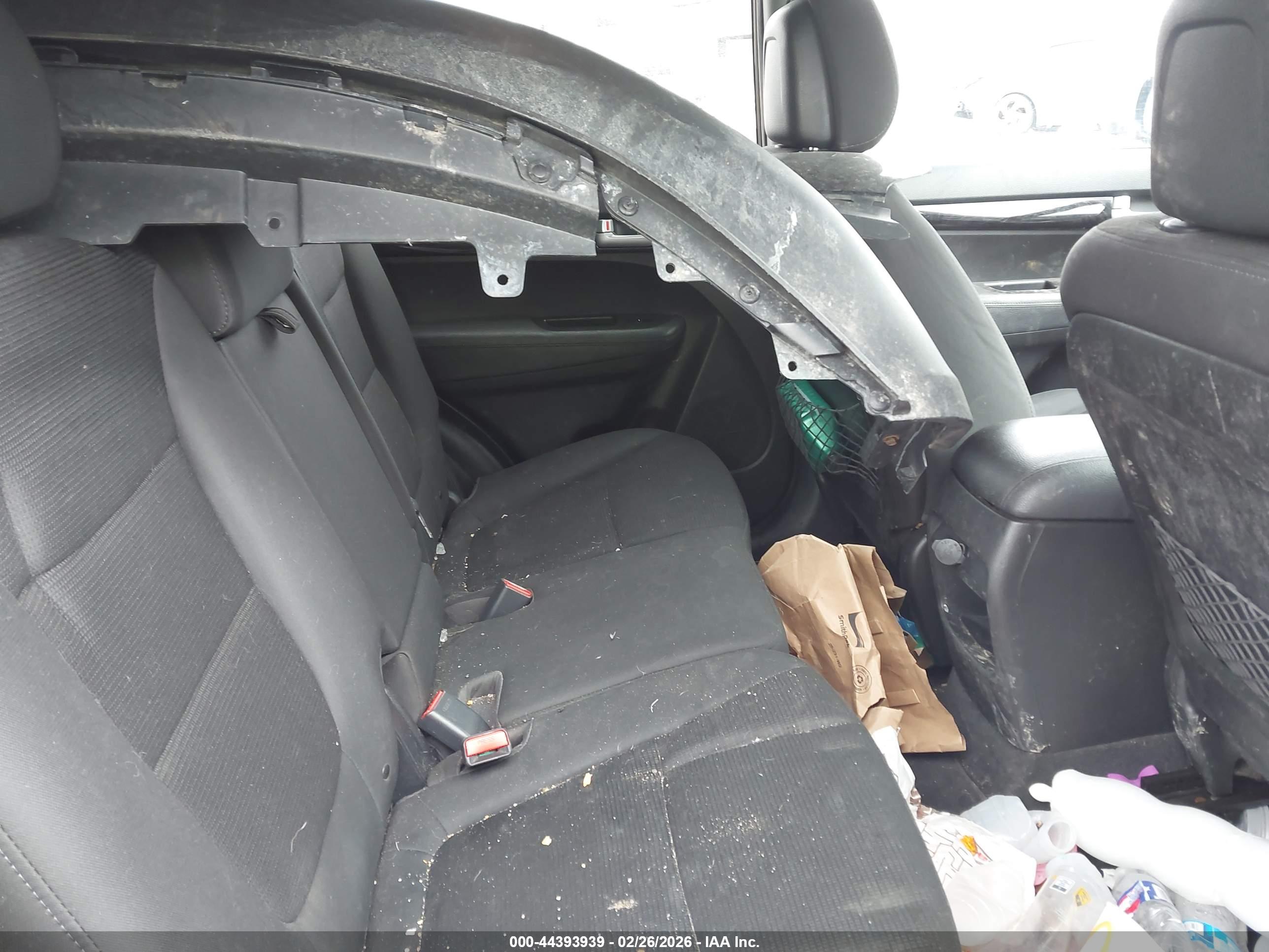 KIA SORENTO image 8