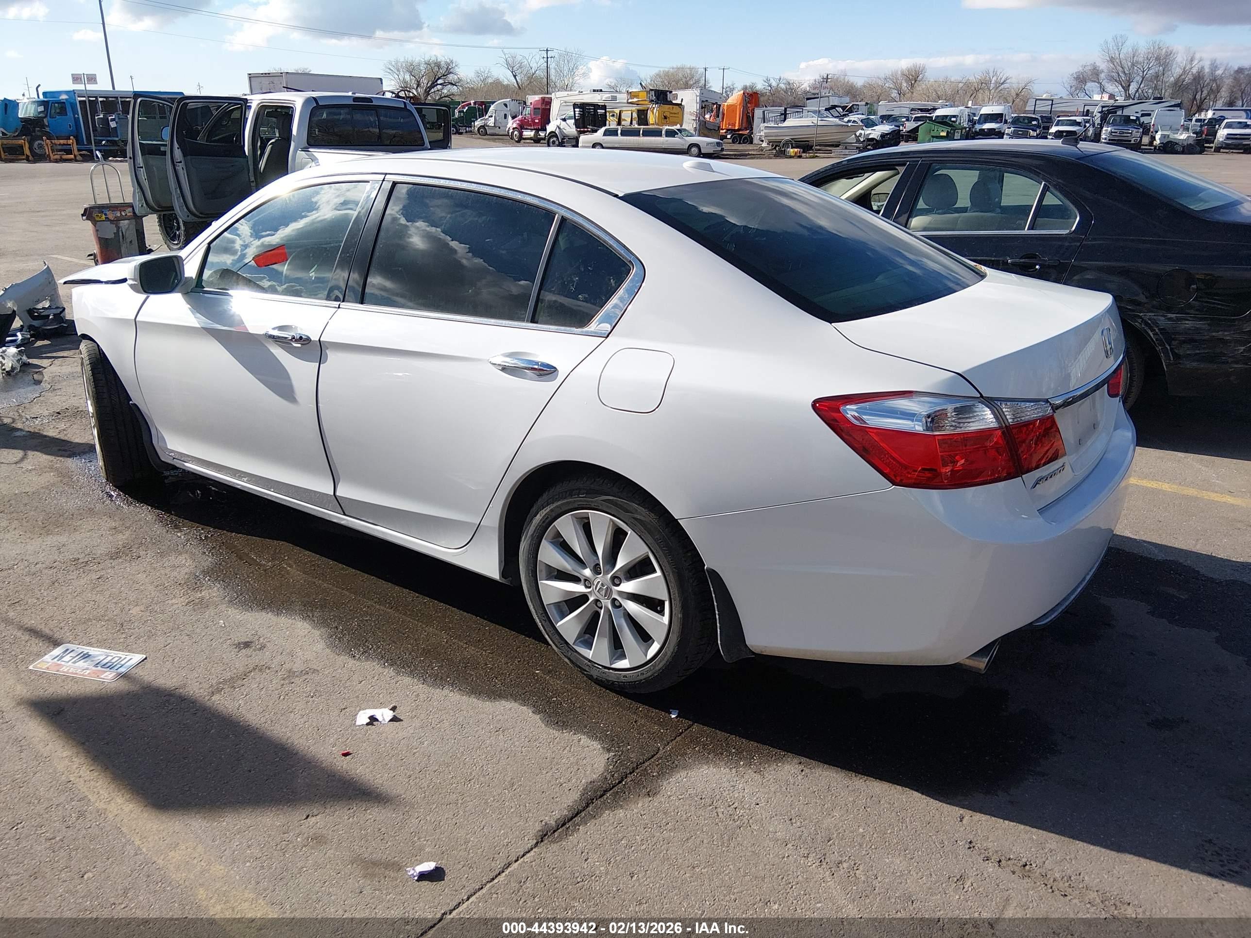 HONDA ACCORD image 3