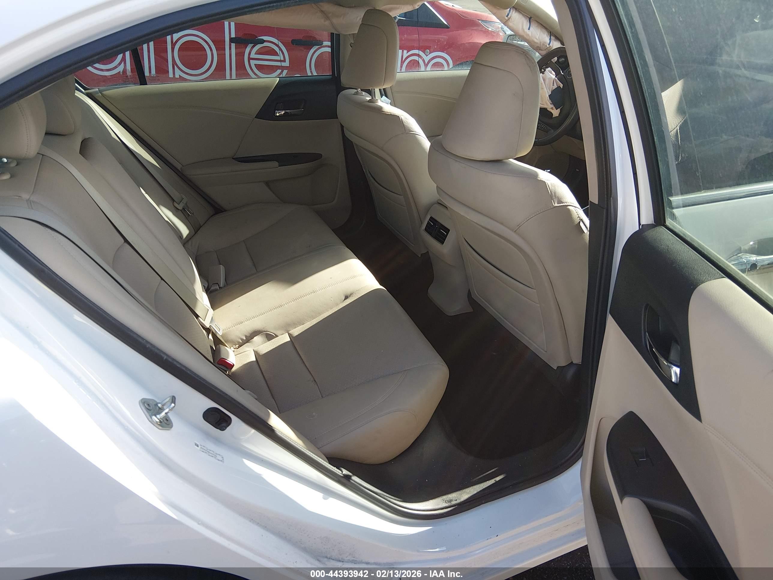 HONDA ACCORD image 8
