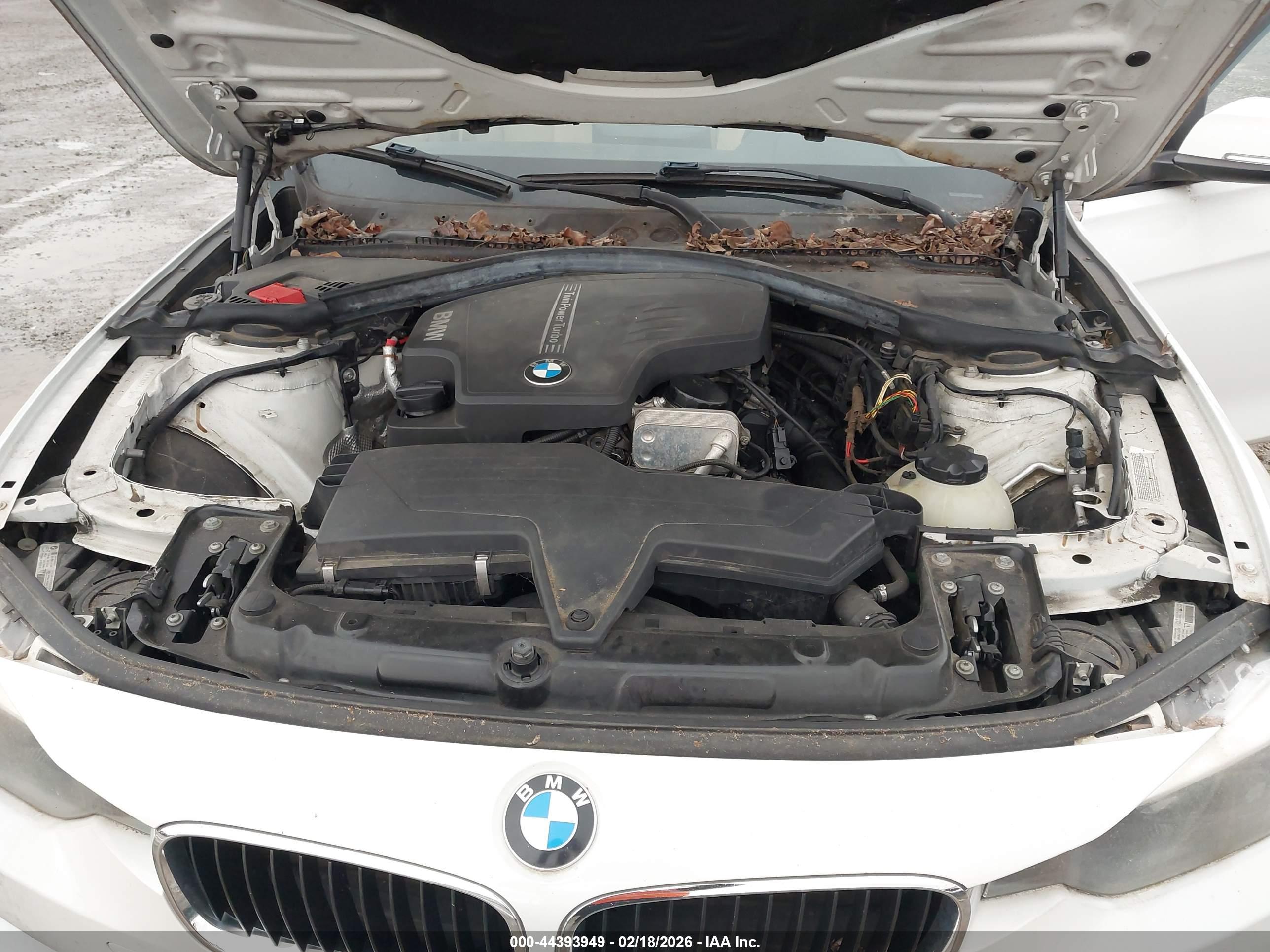 BMW 328I image 10