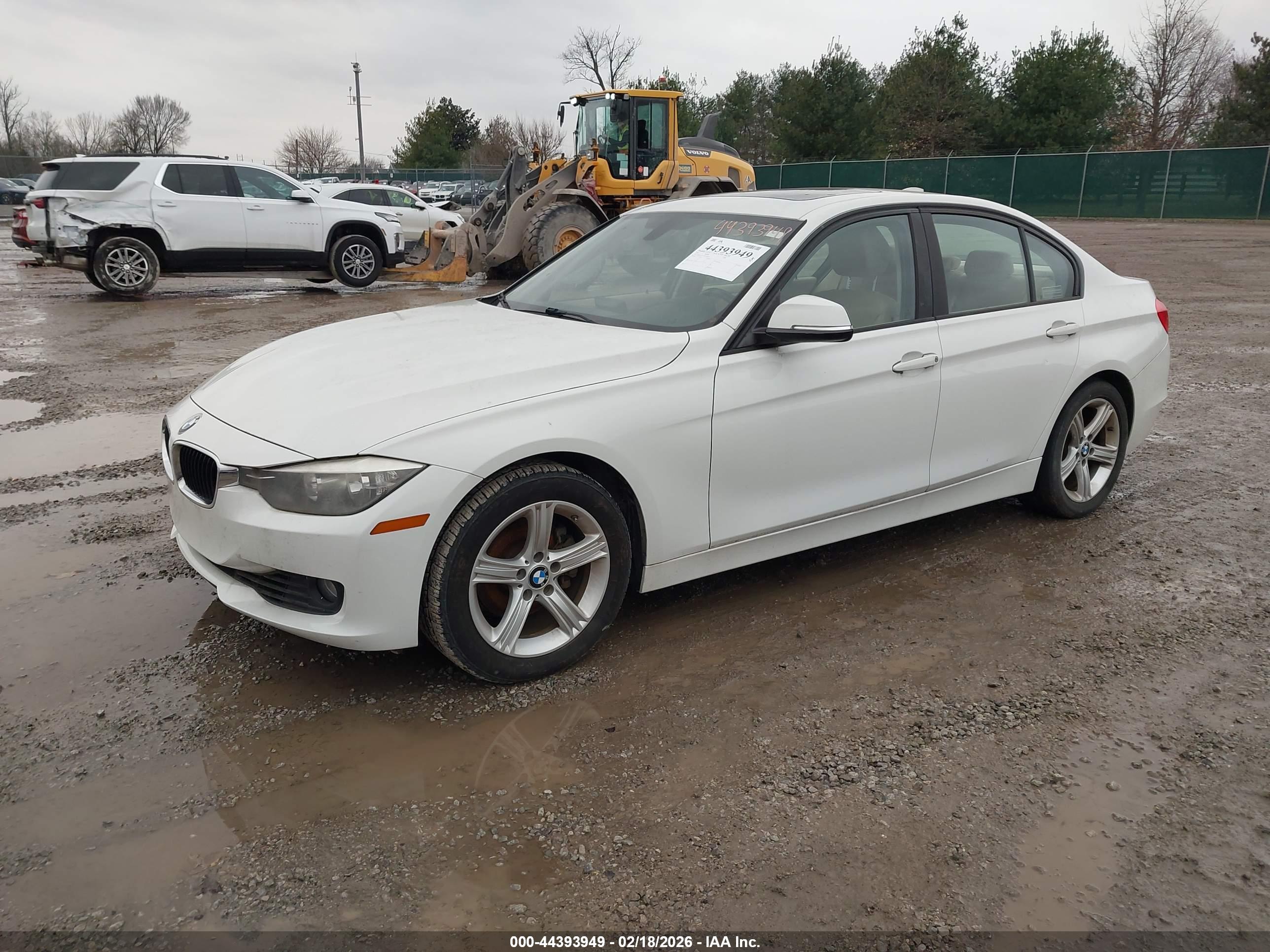 BMW 328I image 2