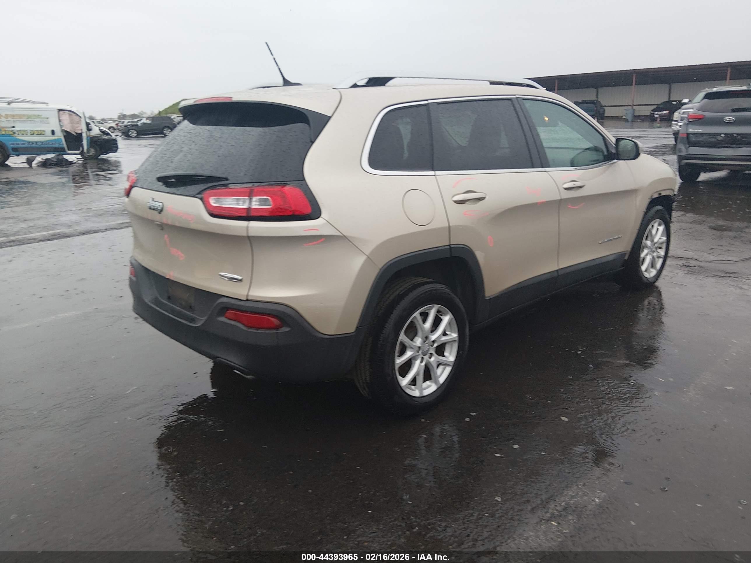 JEEP CHEROKEE image 4