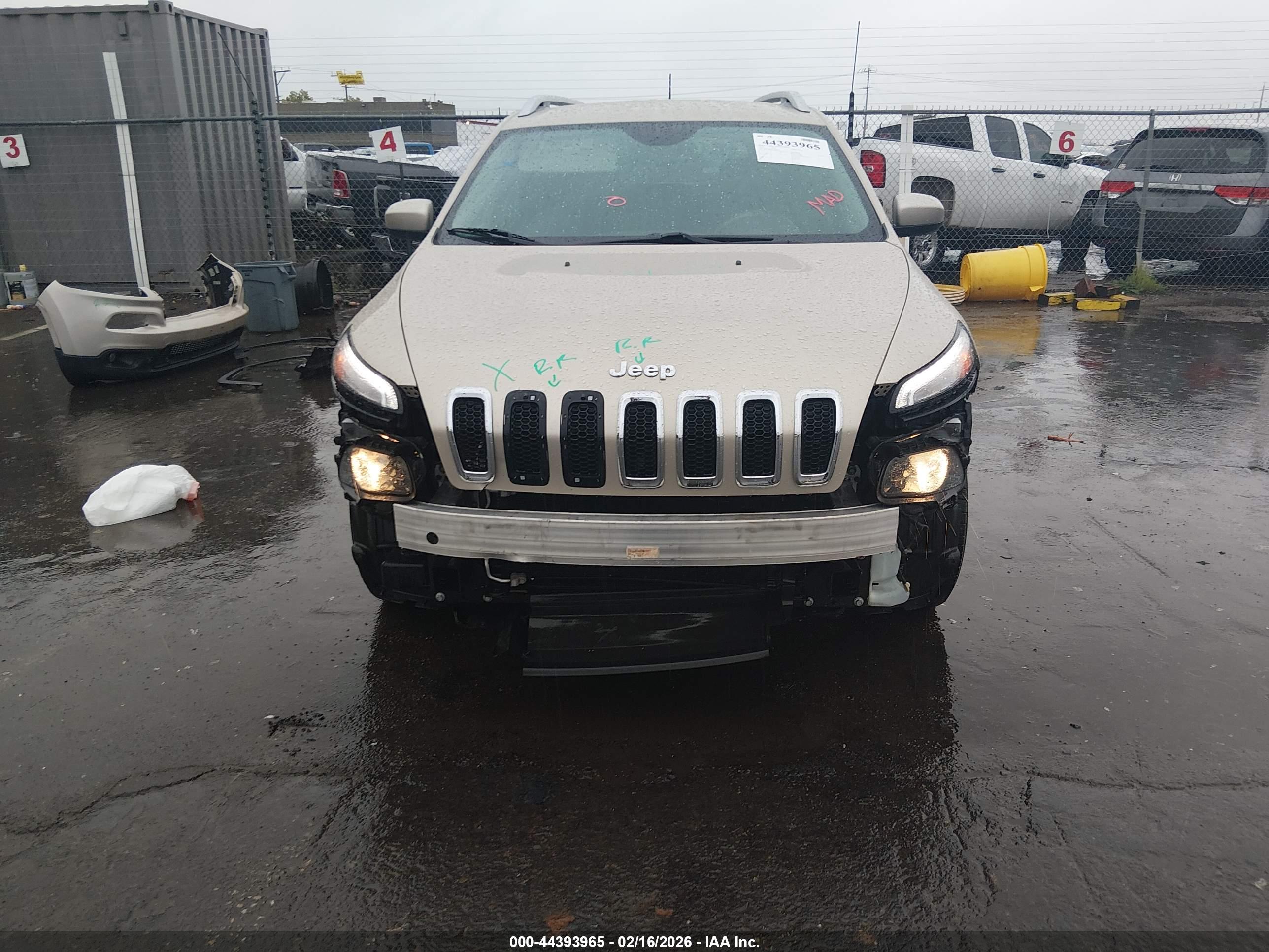JEEP CHEROKEE image 6