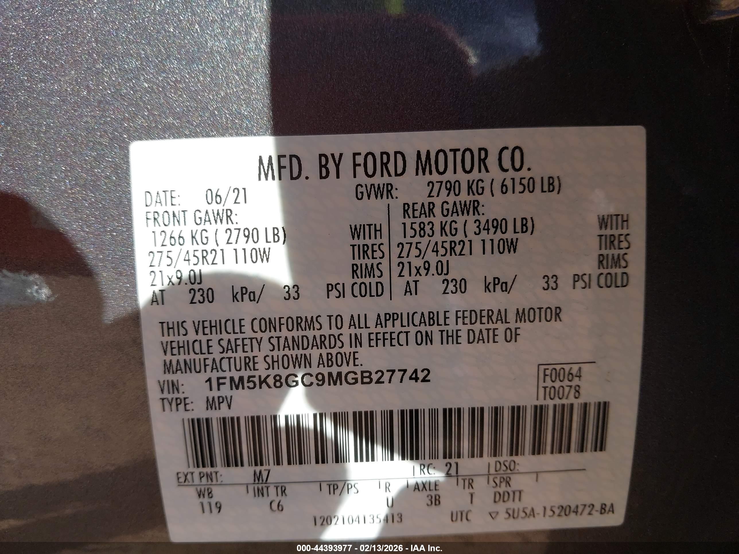 FORD EXPLORER image 9