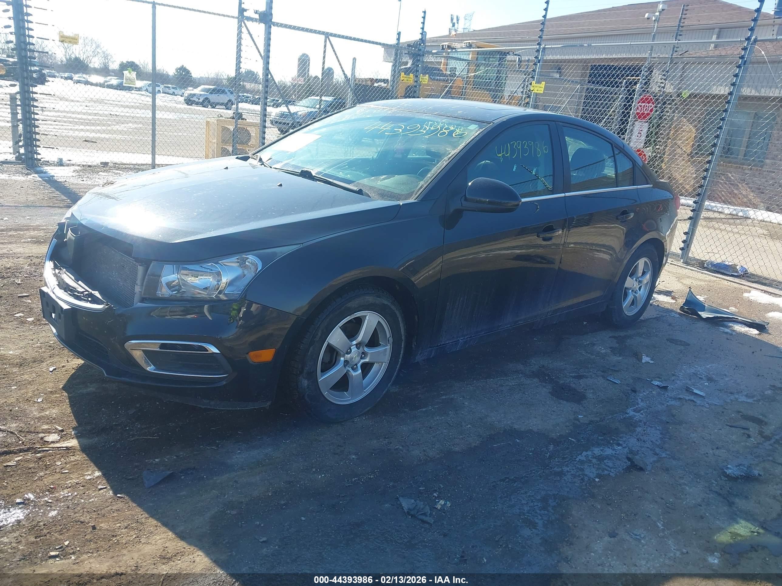 CHEVROLET CRUZE image 2
