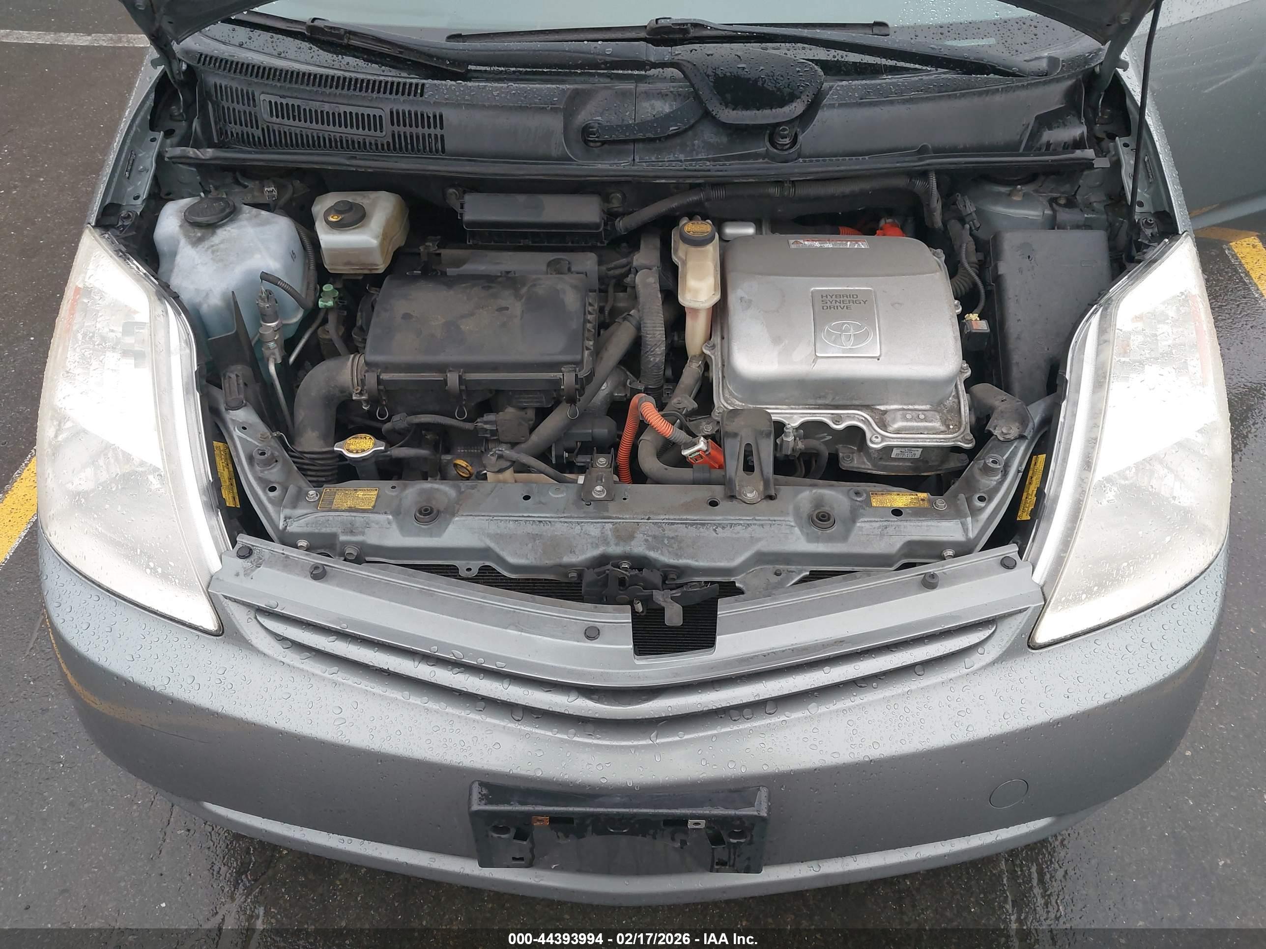 TOYOTA PRIUS image 10