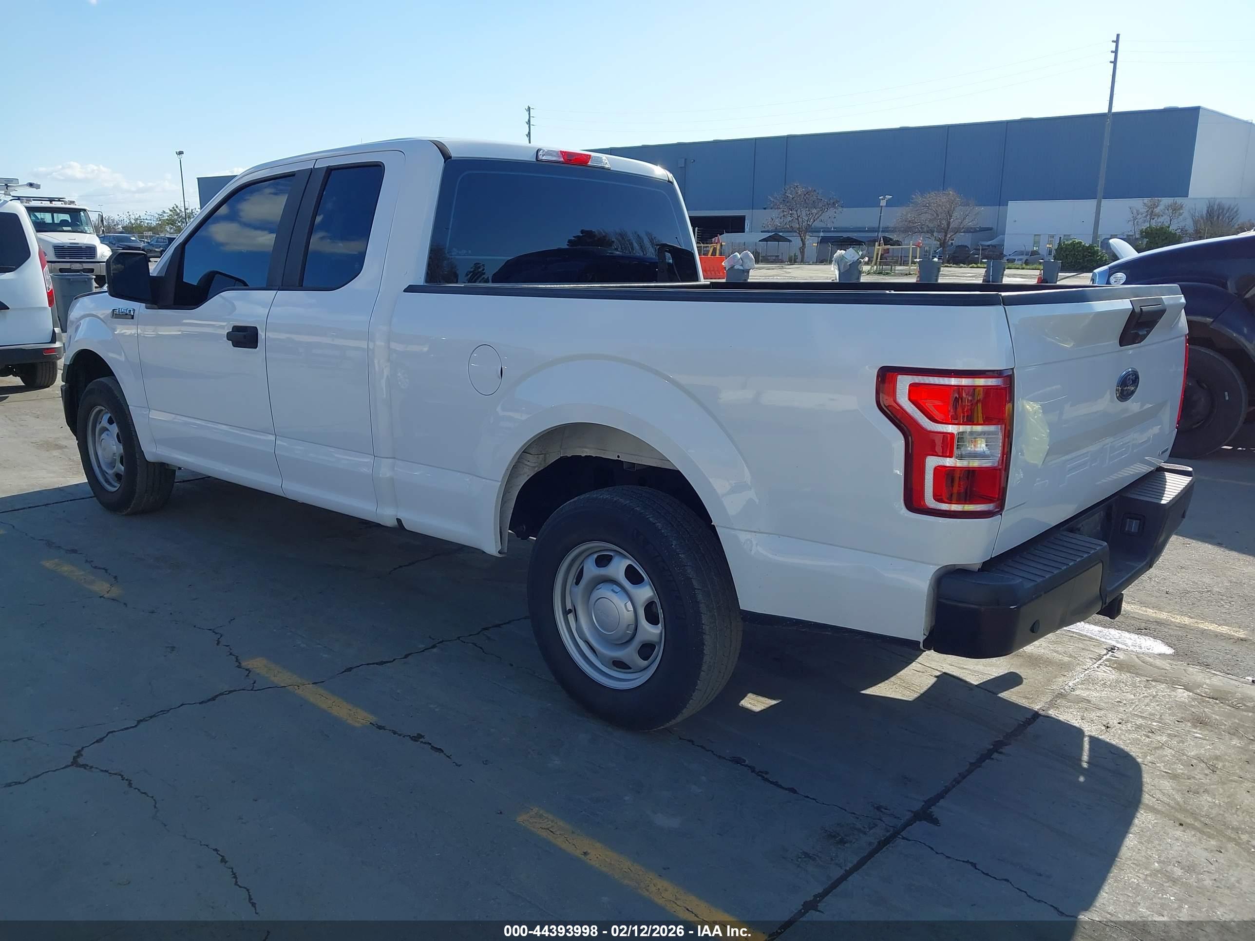FORD F-150 image 3