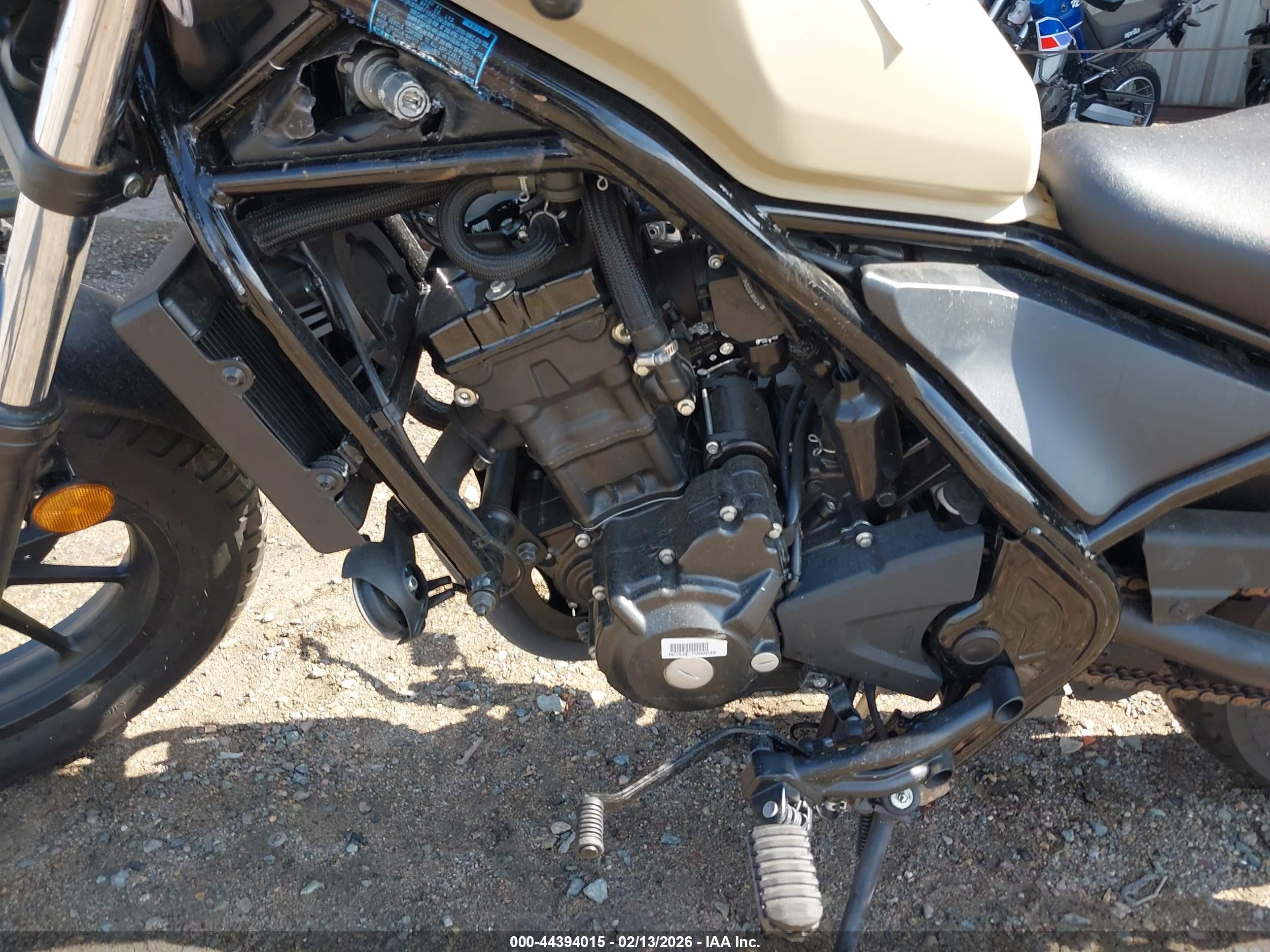 HONDA CMX300 image 9