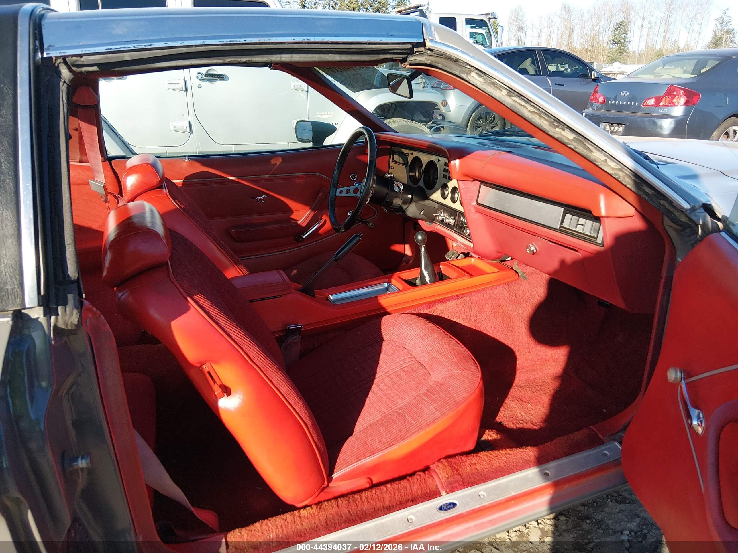 FORD MUSTANG image 5