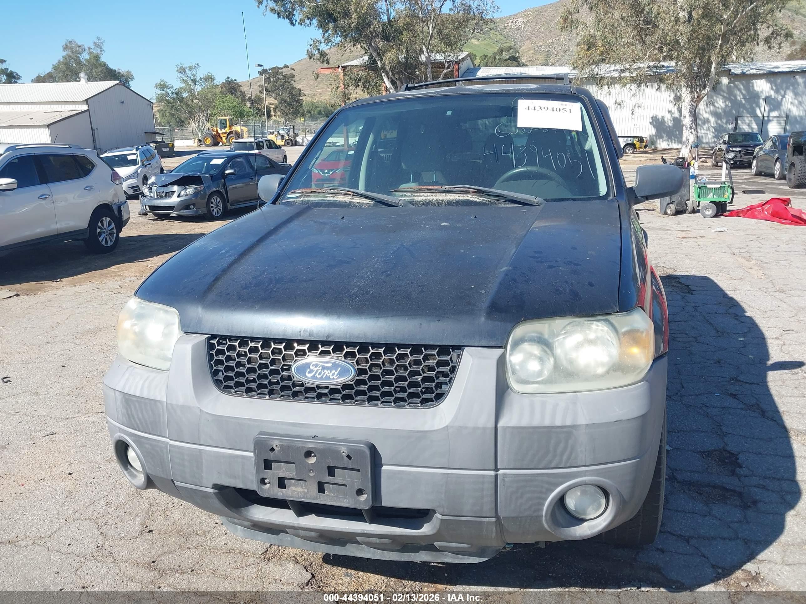 FORD ESCAPE image 6