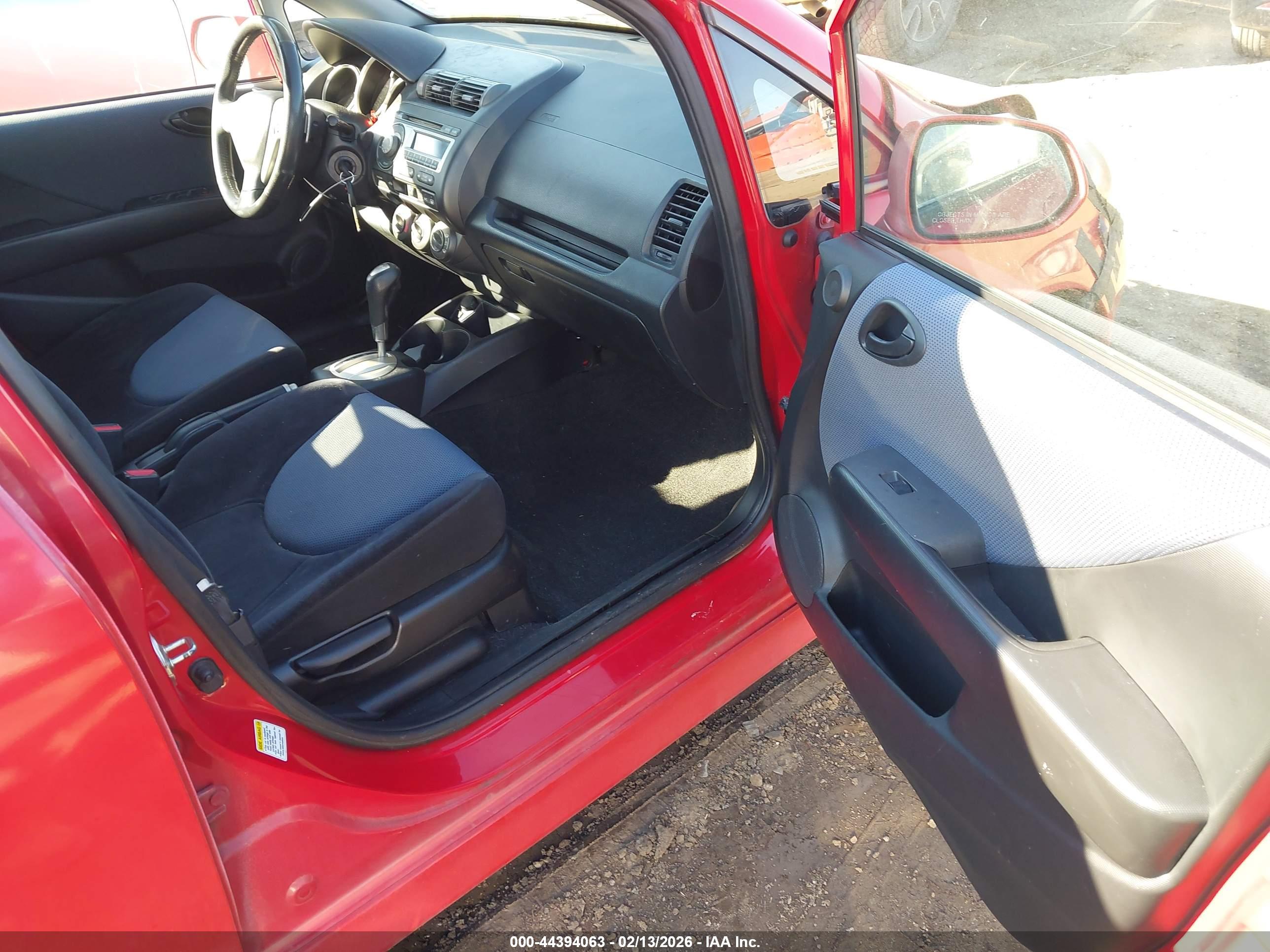 HONDA FIT image 5