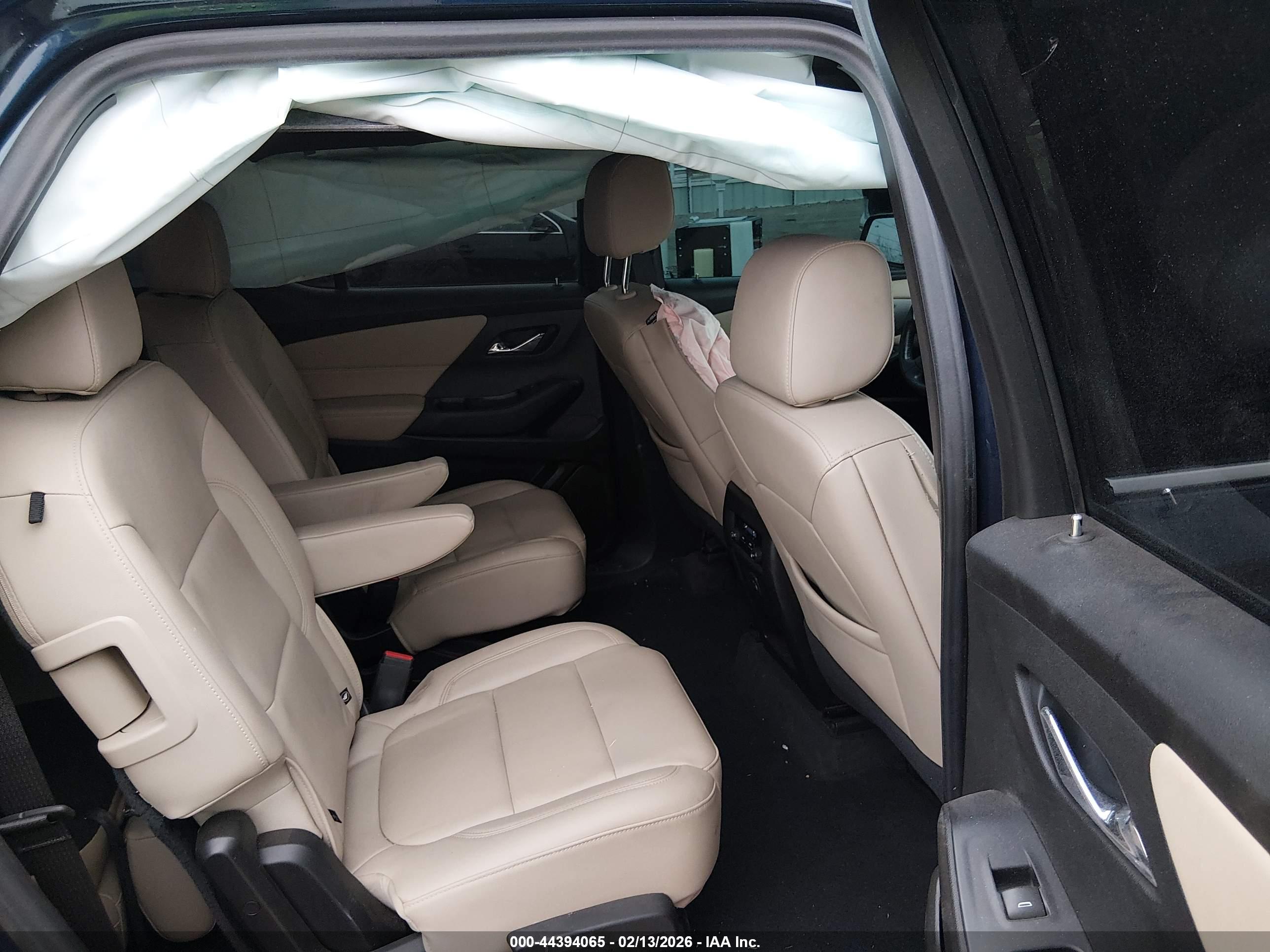 CHEVROLET TRAVERSE image 8