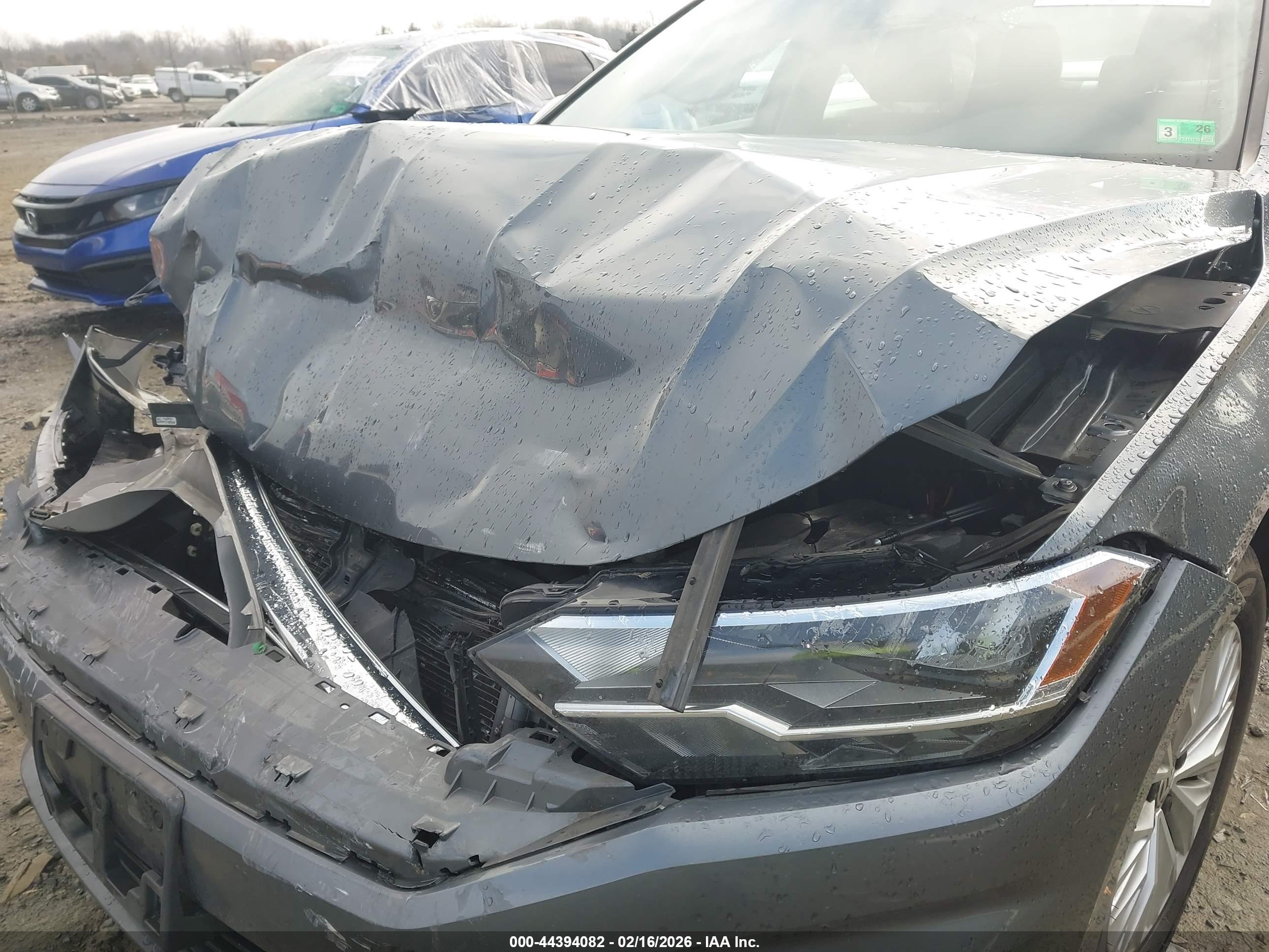 VOLKSWAGEN JETTA image 6