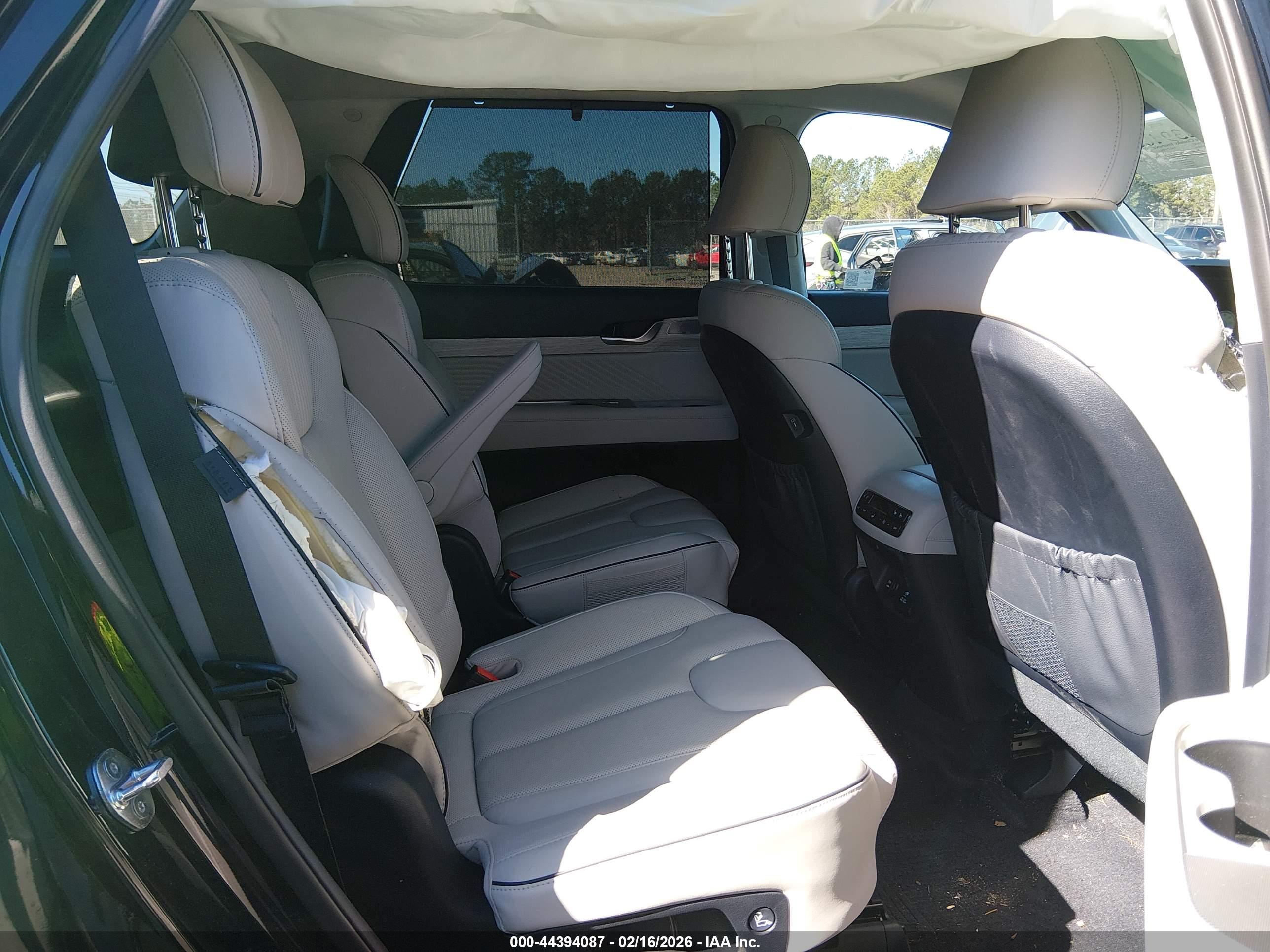 HYUNDAI PALISADE image 8