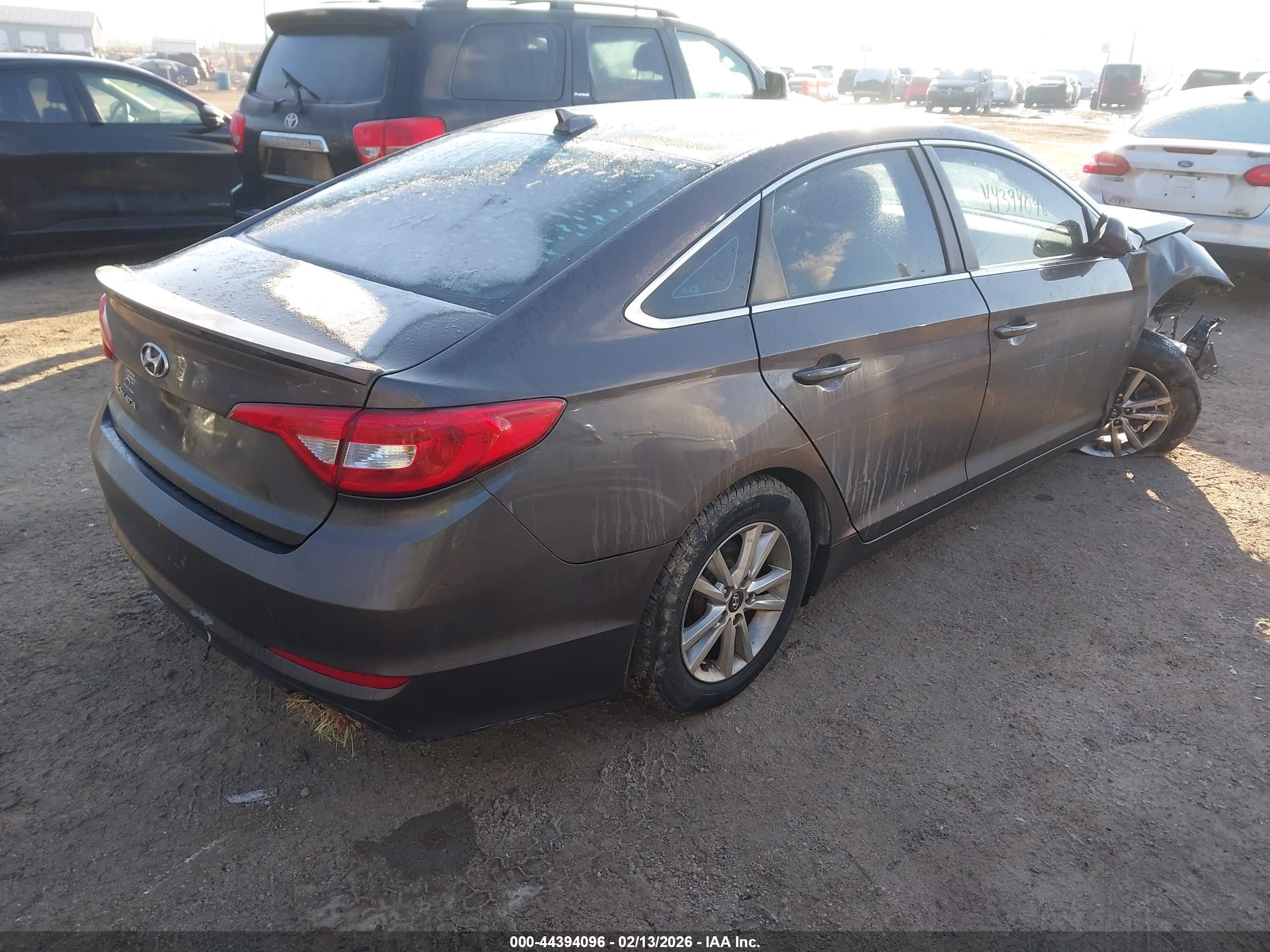 HYUNDAI SONATA image 4