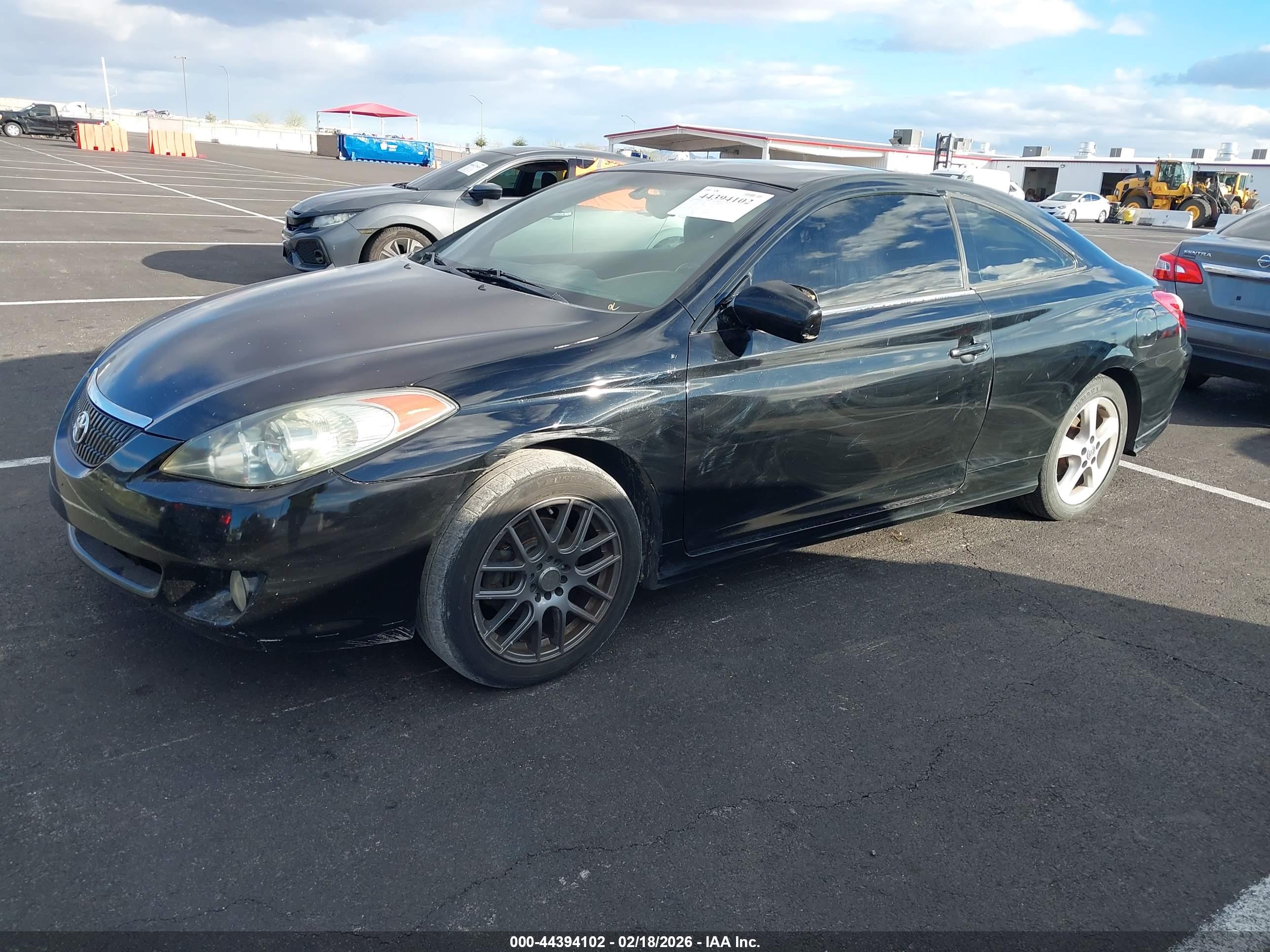 TOYOTA CAMRY image 6