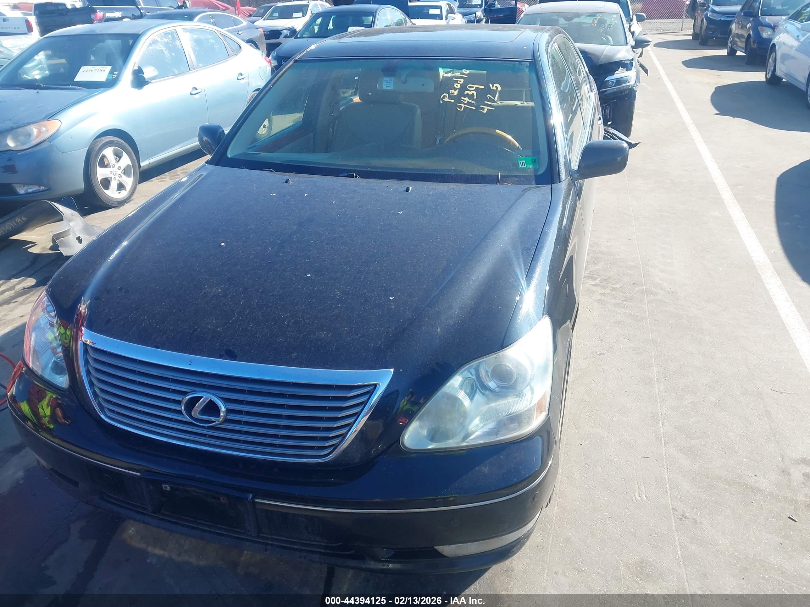 LEXUS LS image 6
