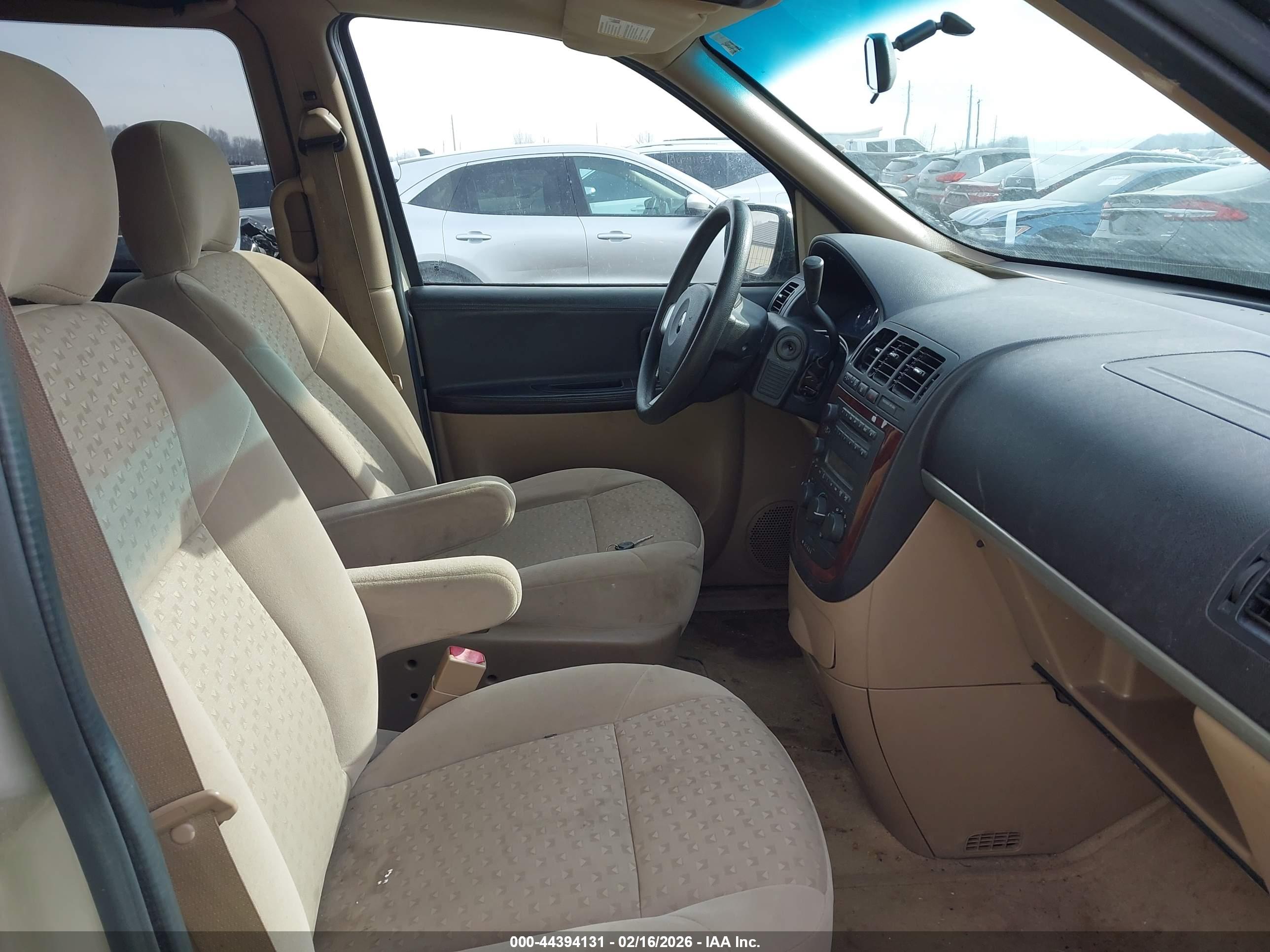 CHEVROLET UPLANDER image 5