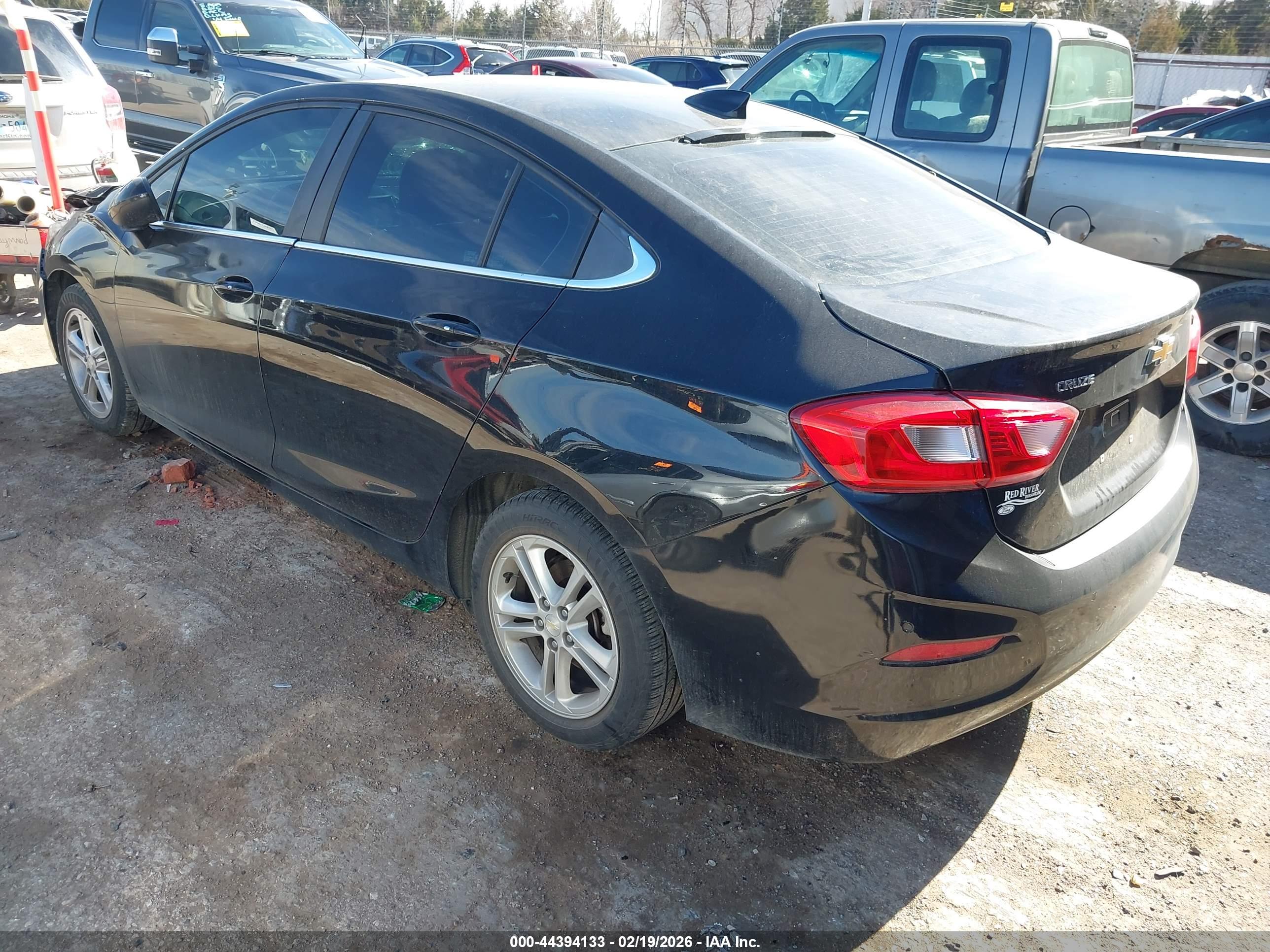 CHEVROLET CRUZE image 3
