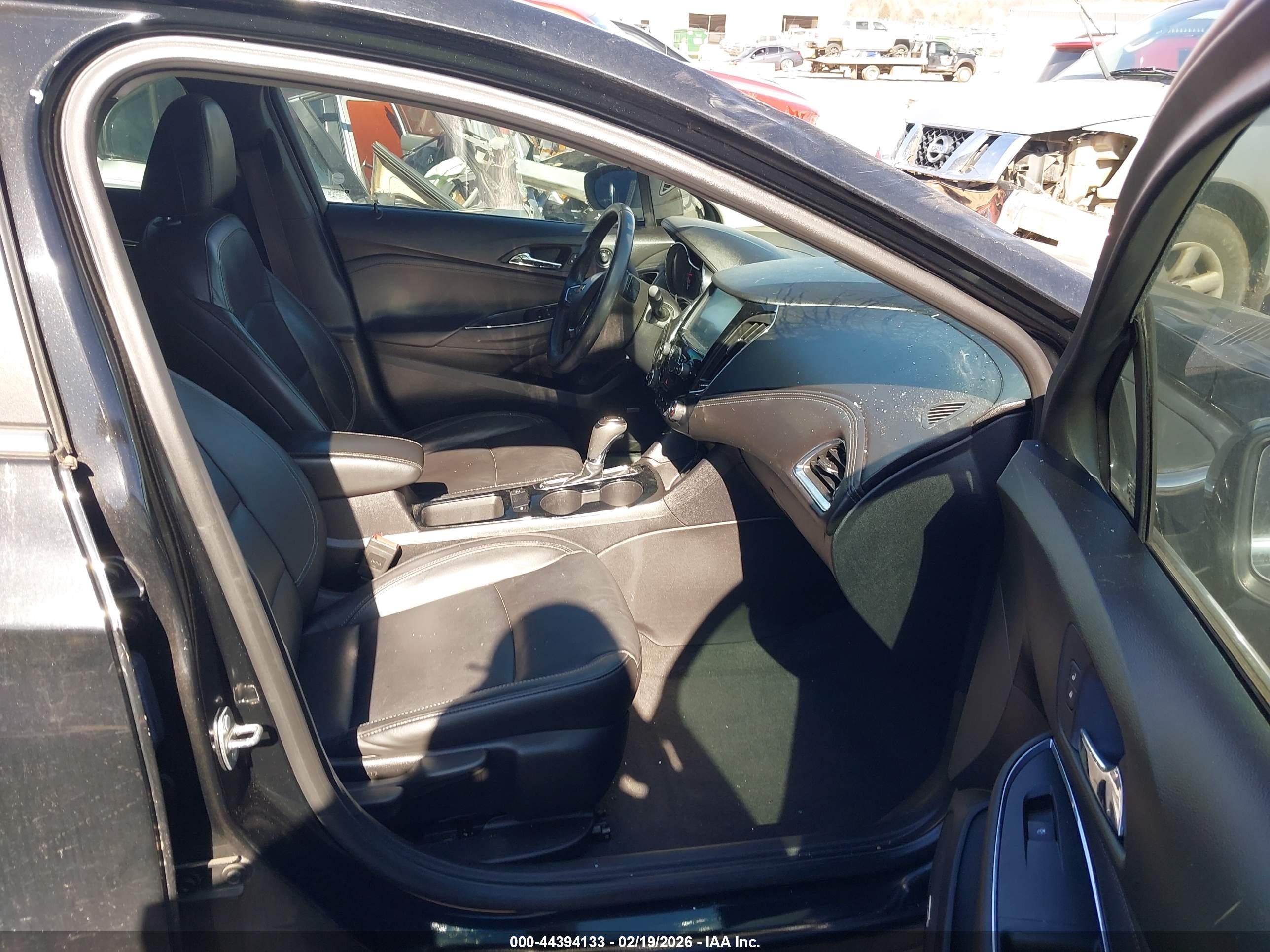CHEVROLET CRUZE image 5