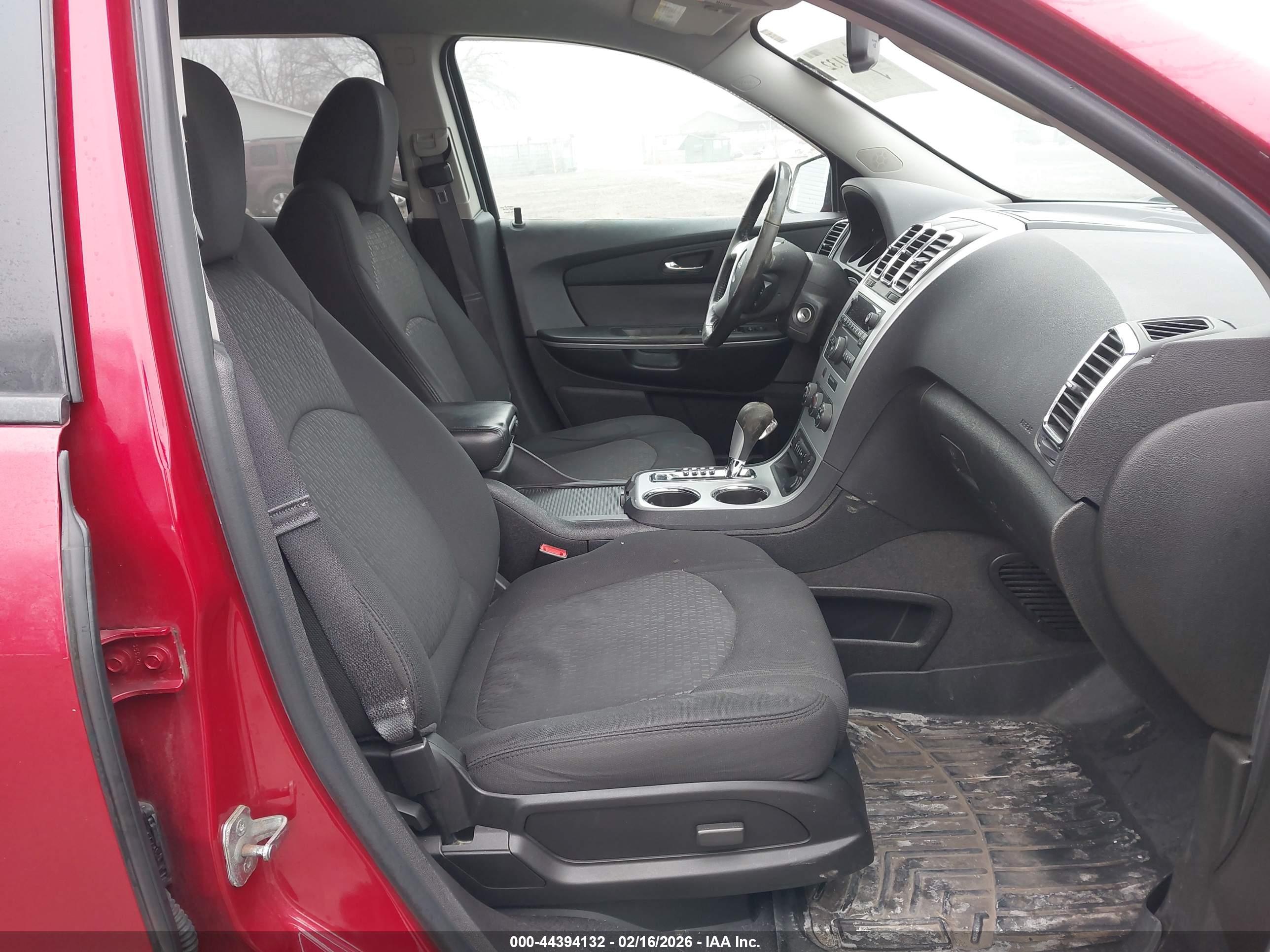 GMC ACADIA image 5