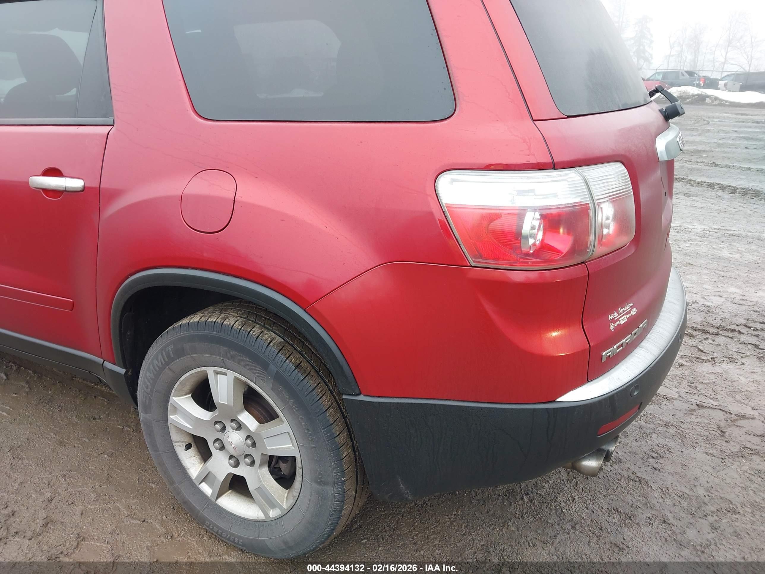 GMC ACADIA image 6