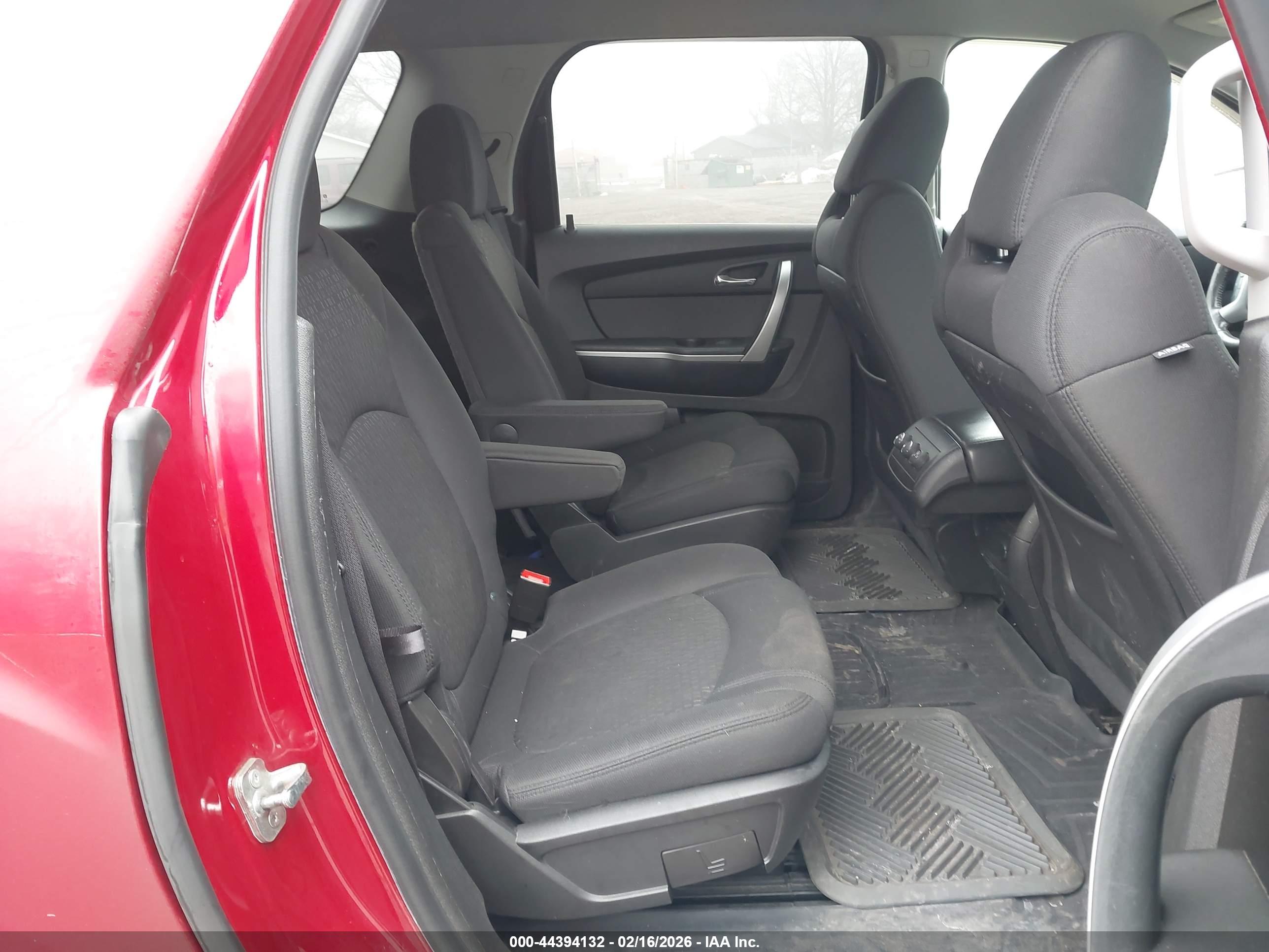 GMC ACADIA image 8