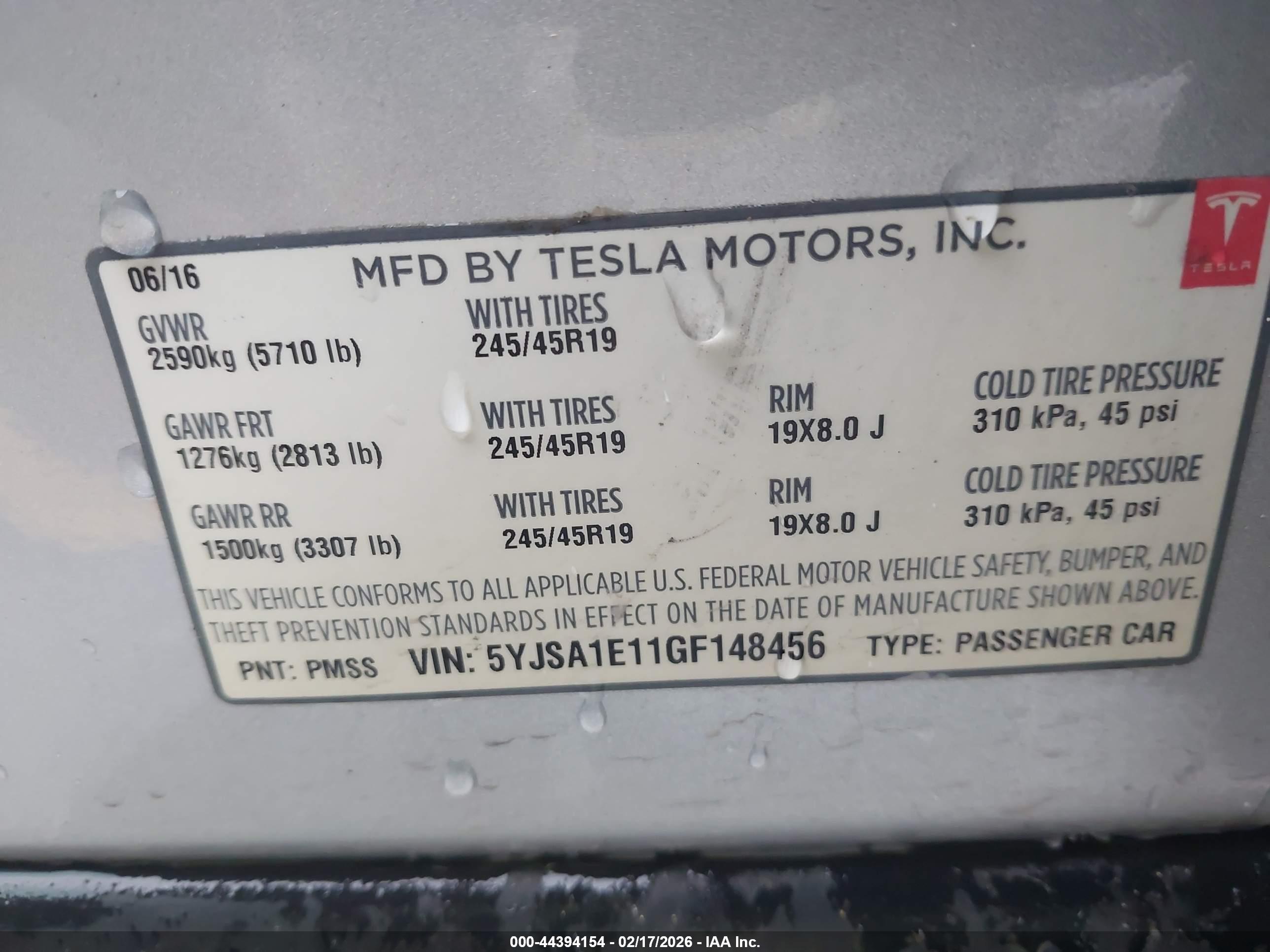 TESLA MODEL image 9