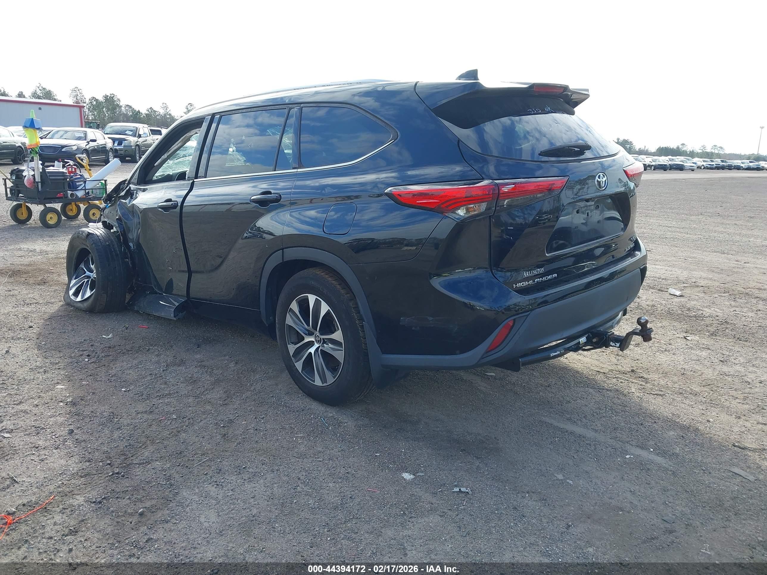 TOYOTA HIGHLANDER image 3