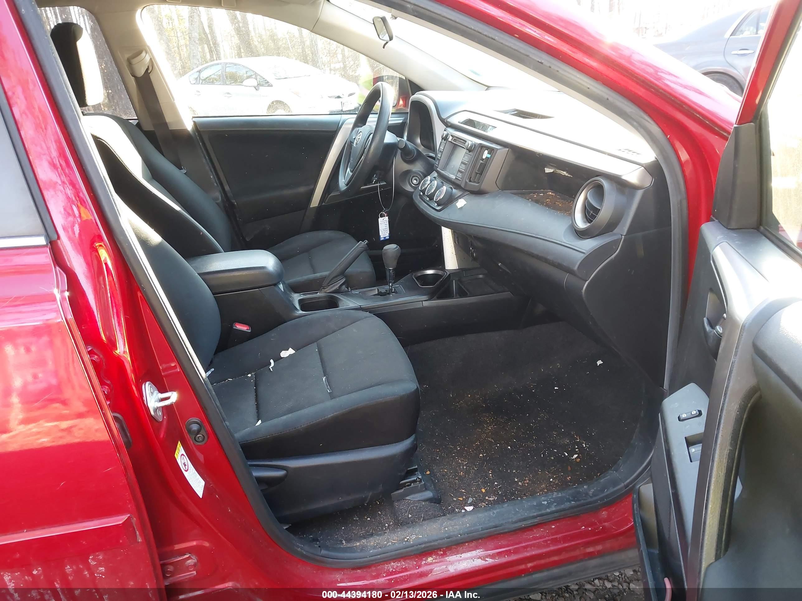 TOYOTA RAV4 image 5