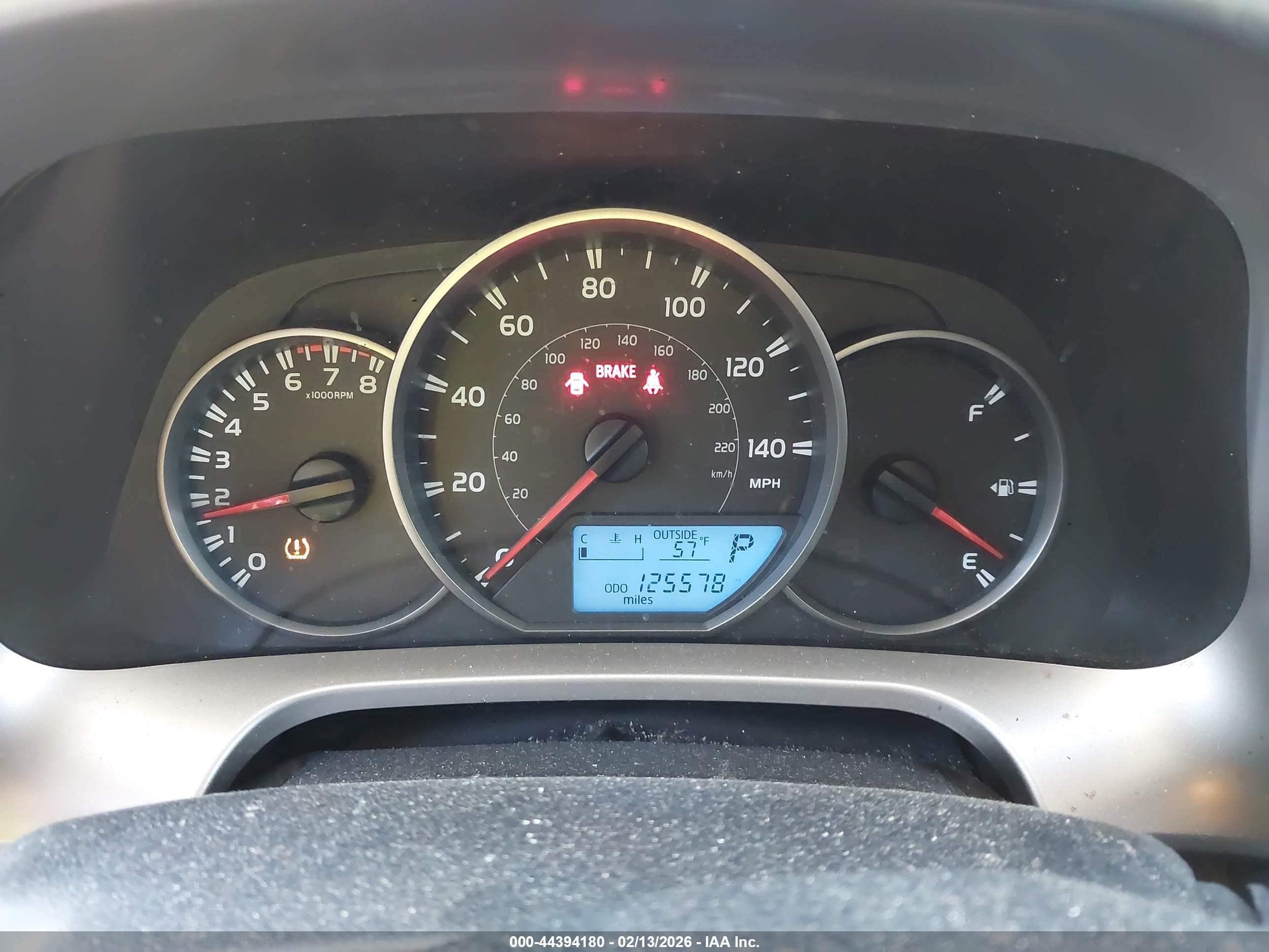TOYOTA RAV4 image 7
