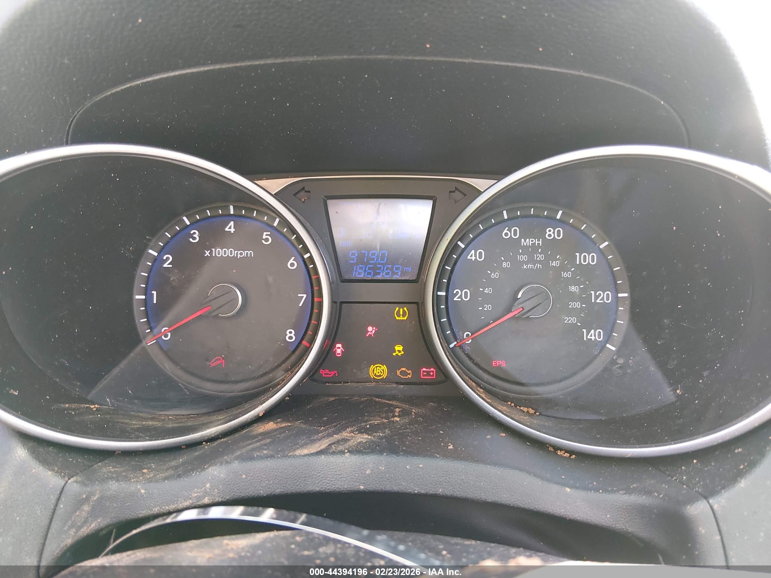 HYUNDAI TUCSON image 7