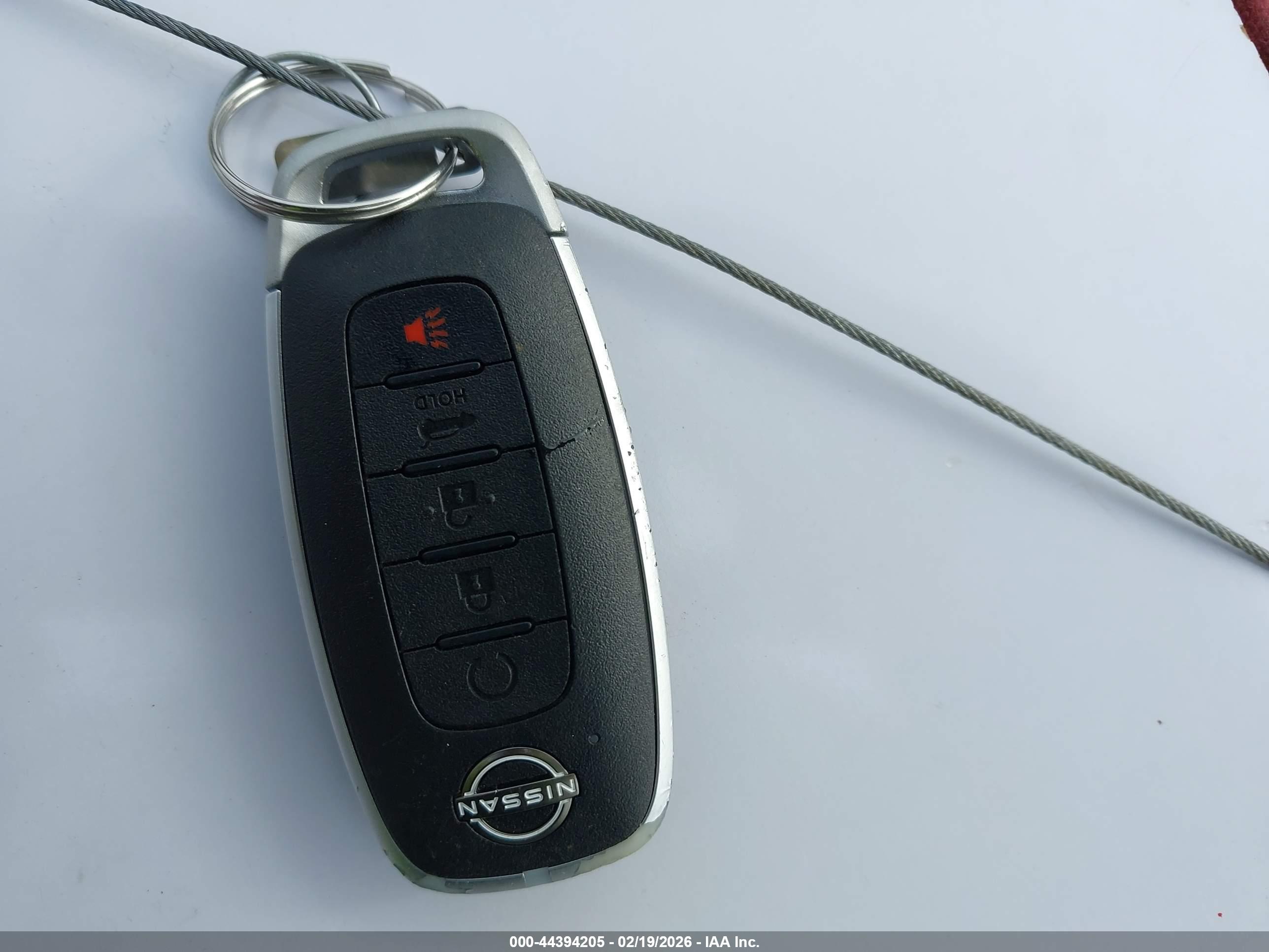 NISSAN ROGUE image 11